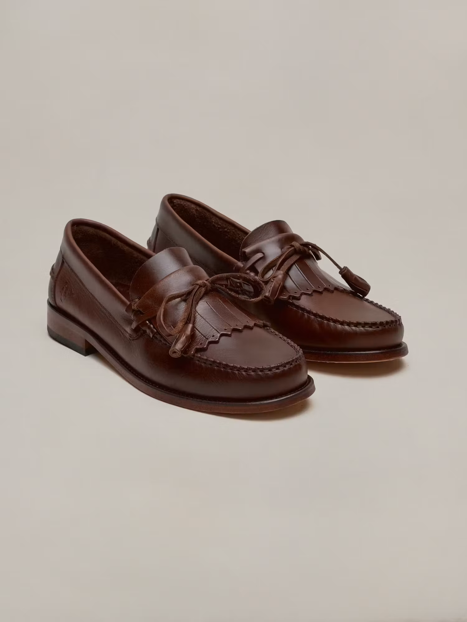 Courbette Shoe