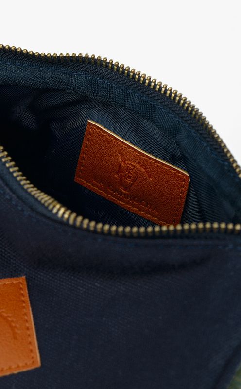 Tartán Toiletry Bag  | Marino