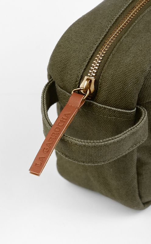 Nécessaire detalhe | Caza