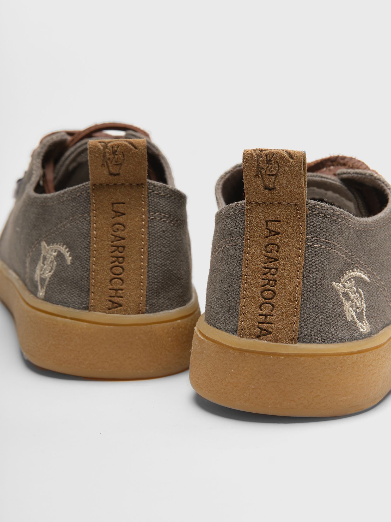 Canvas sneaker | Moka