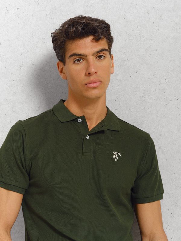 Polo Básico com Detalhe Patch | Soto