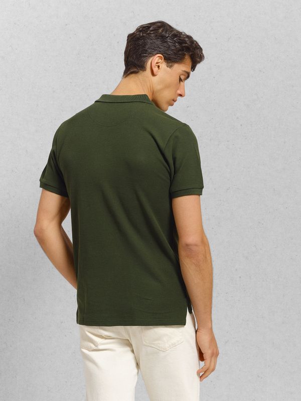 Polo Básico com Detalhe Patch | Soto