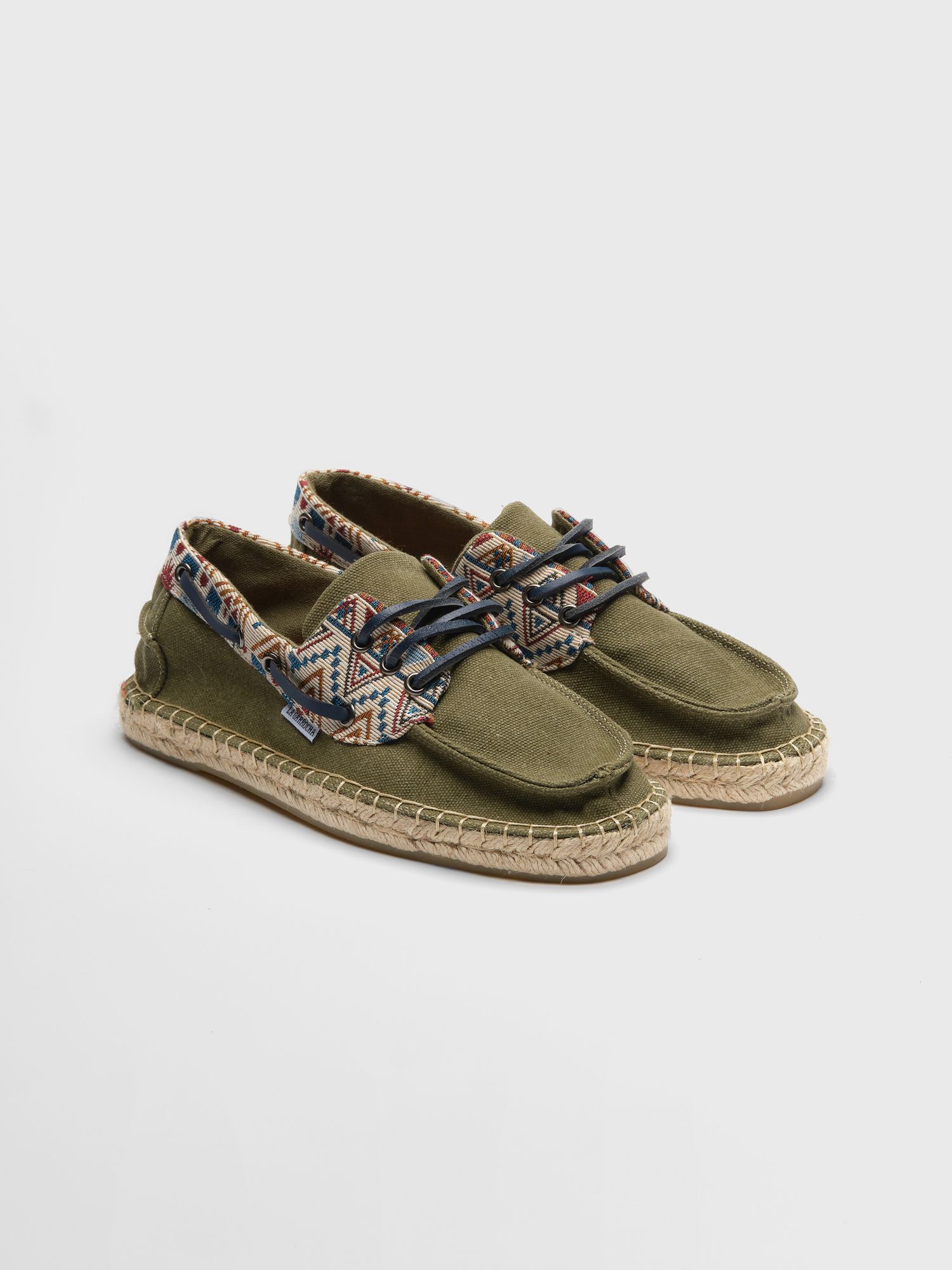 Ethnic Nautical | Caza