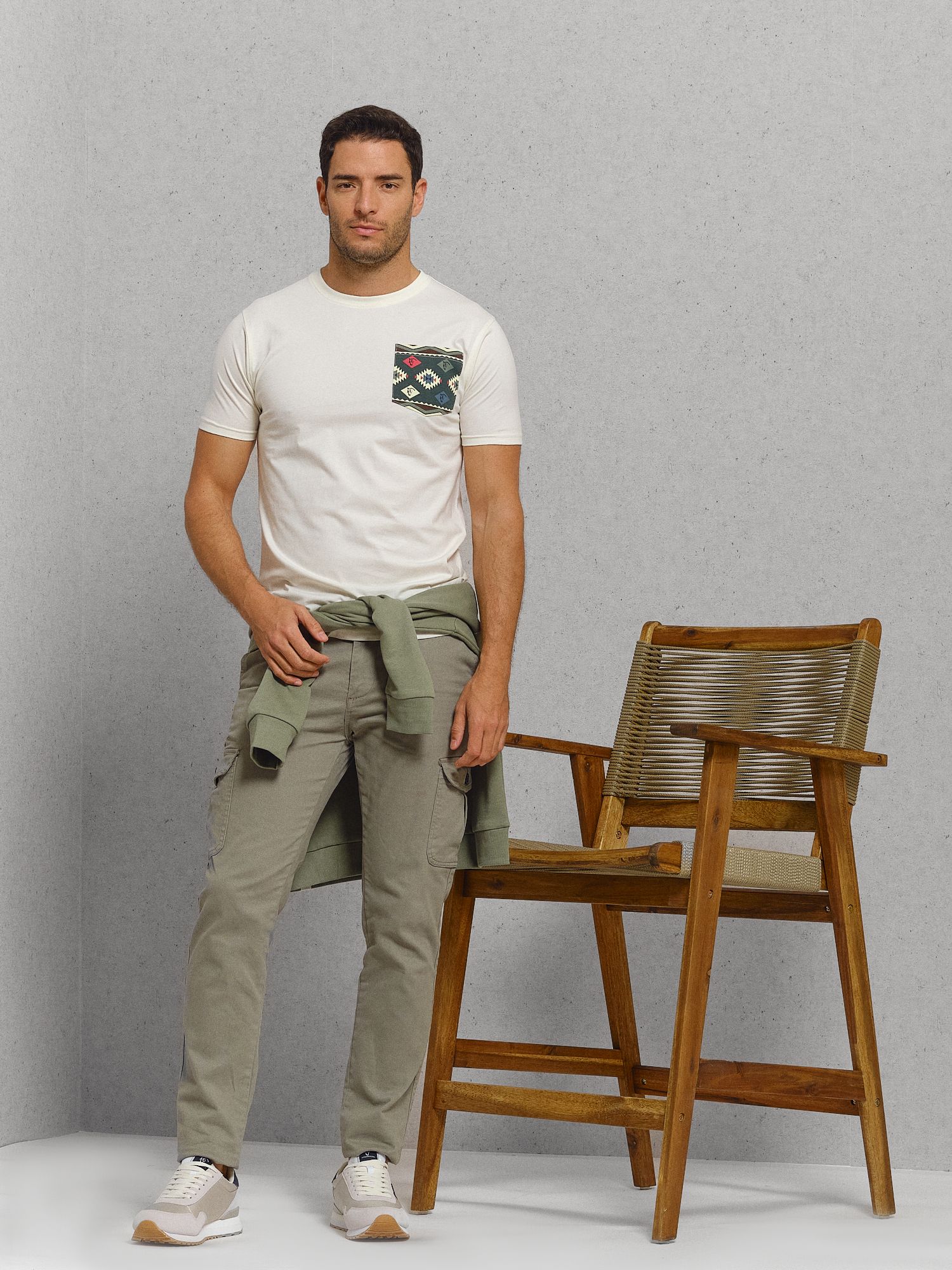 Ethnic Pocket T-shirt | Crudo