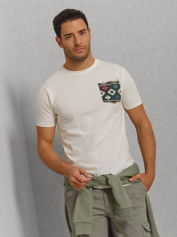 T-shirt à poche ethnique | Crudo