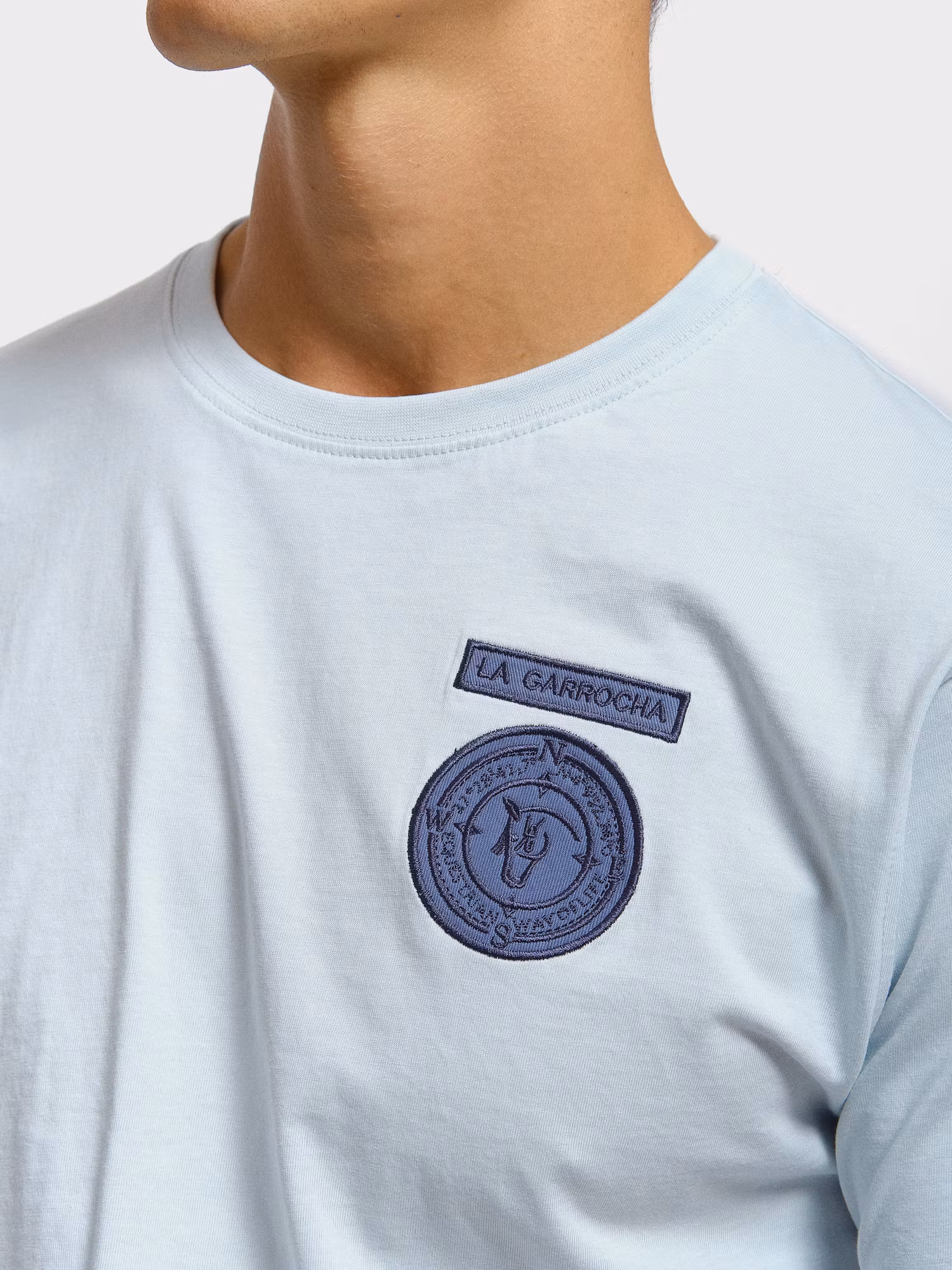 Patches T-shirt | Celeste
