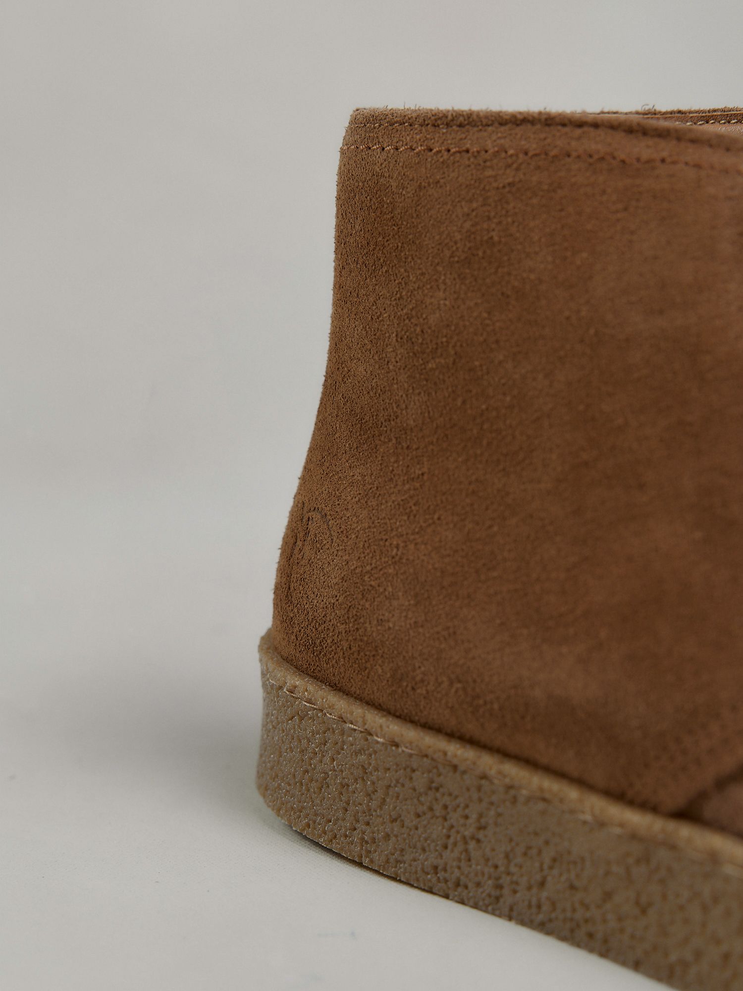 Botim Moguer | Camel