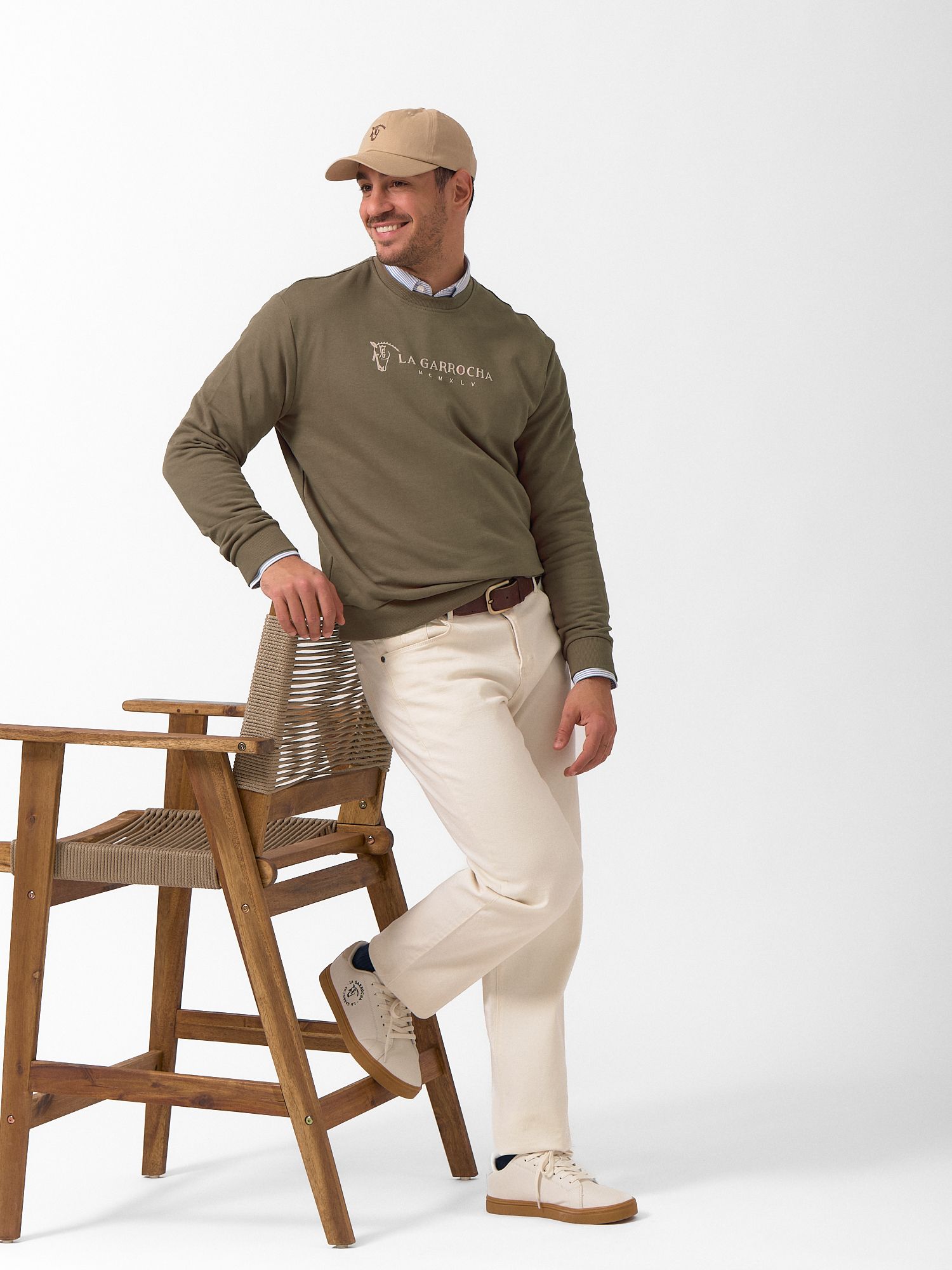 Sweatshirt Clássica | Oliva