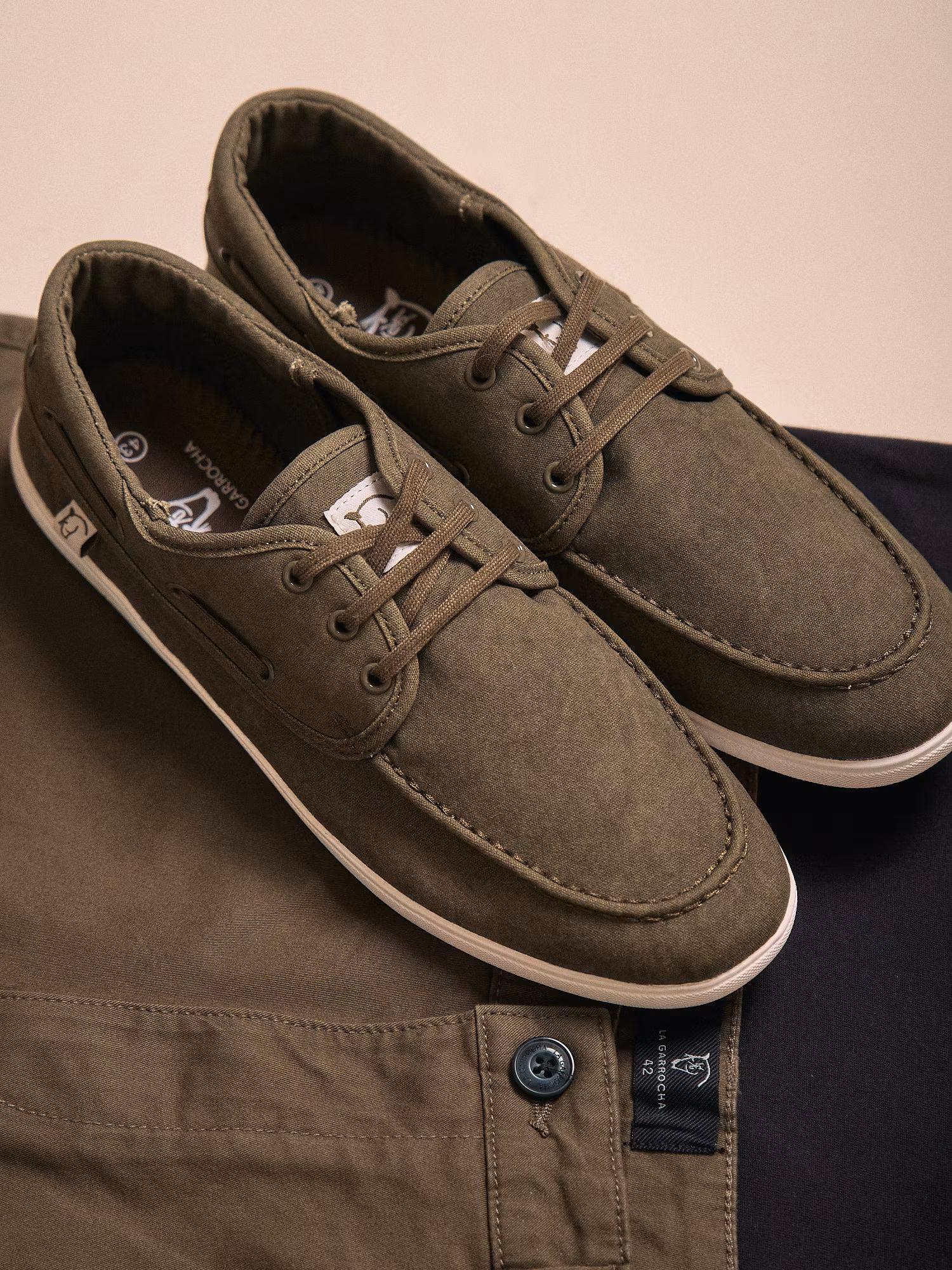 Egina Nautical Sneakers | Oliva