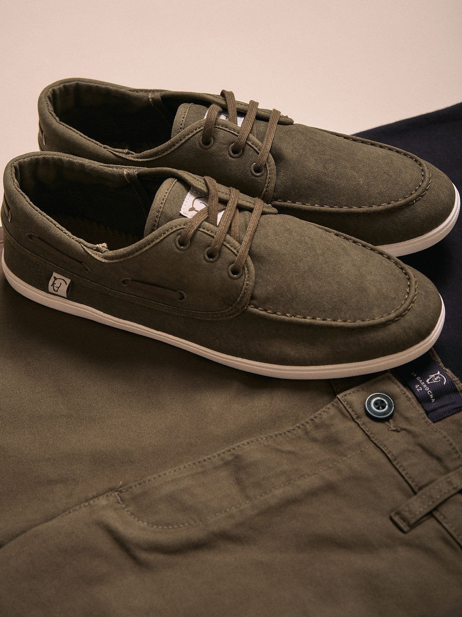 Egina Nautical Sneakers | Oliva