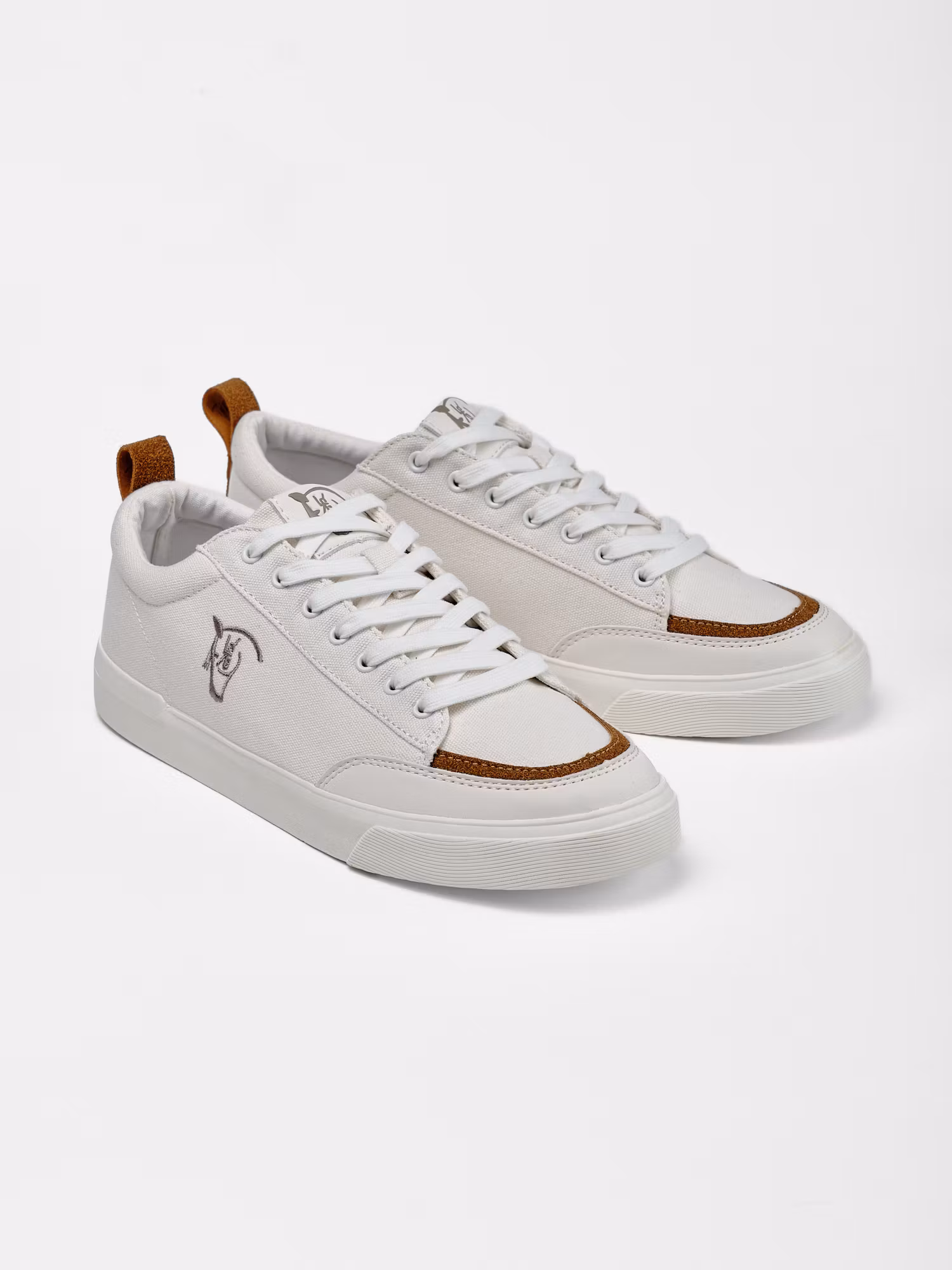 Atrani Canvas Sneaker | Crudo