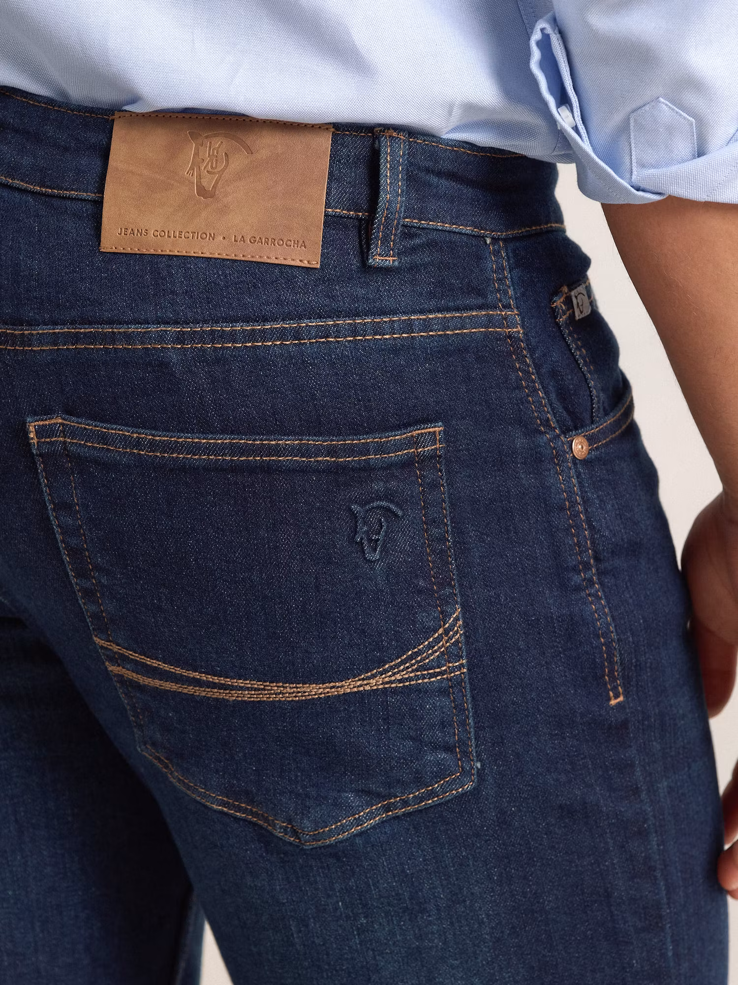 Classic Jeans | Oscuro
