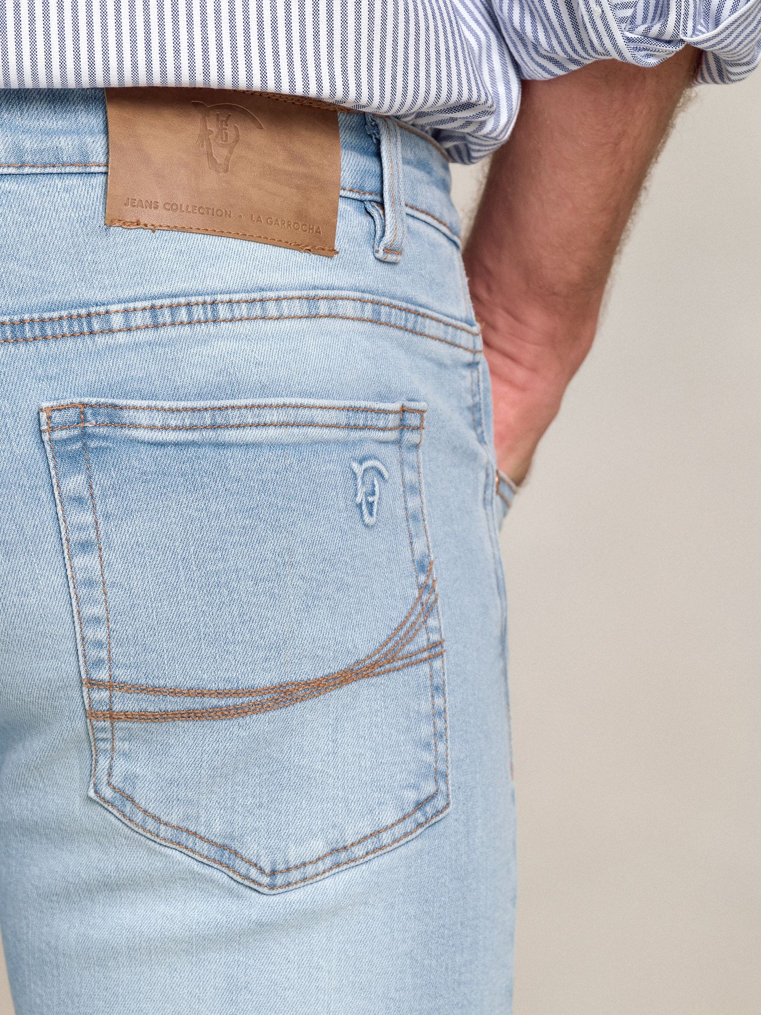 Classic Jeans | Claro