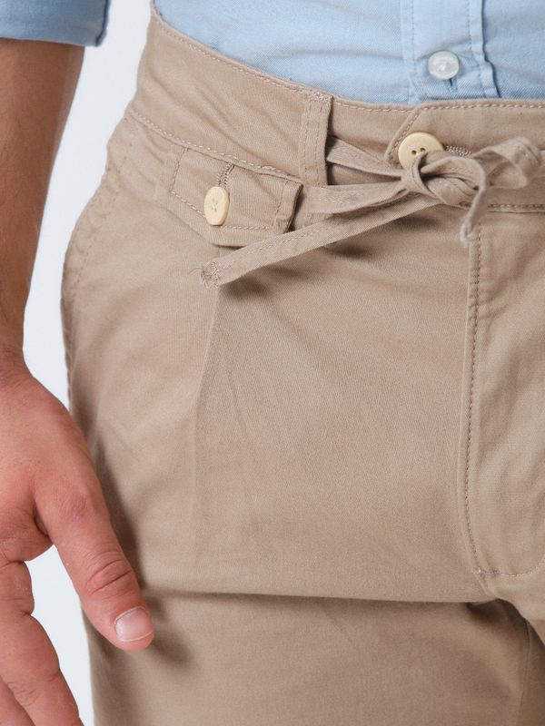 Chino com cadarços | Camel