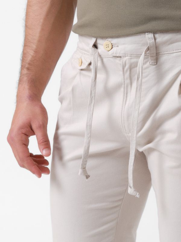 Chino com cadarços | Beige