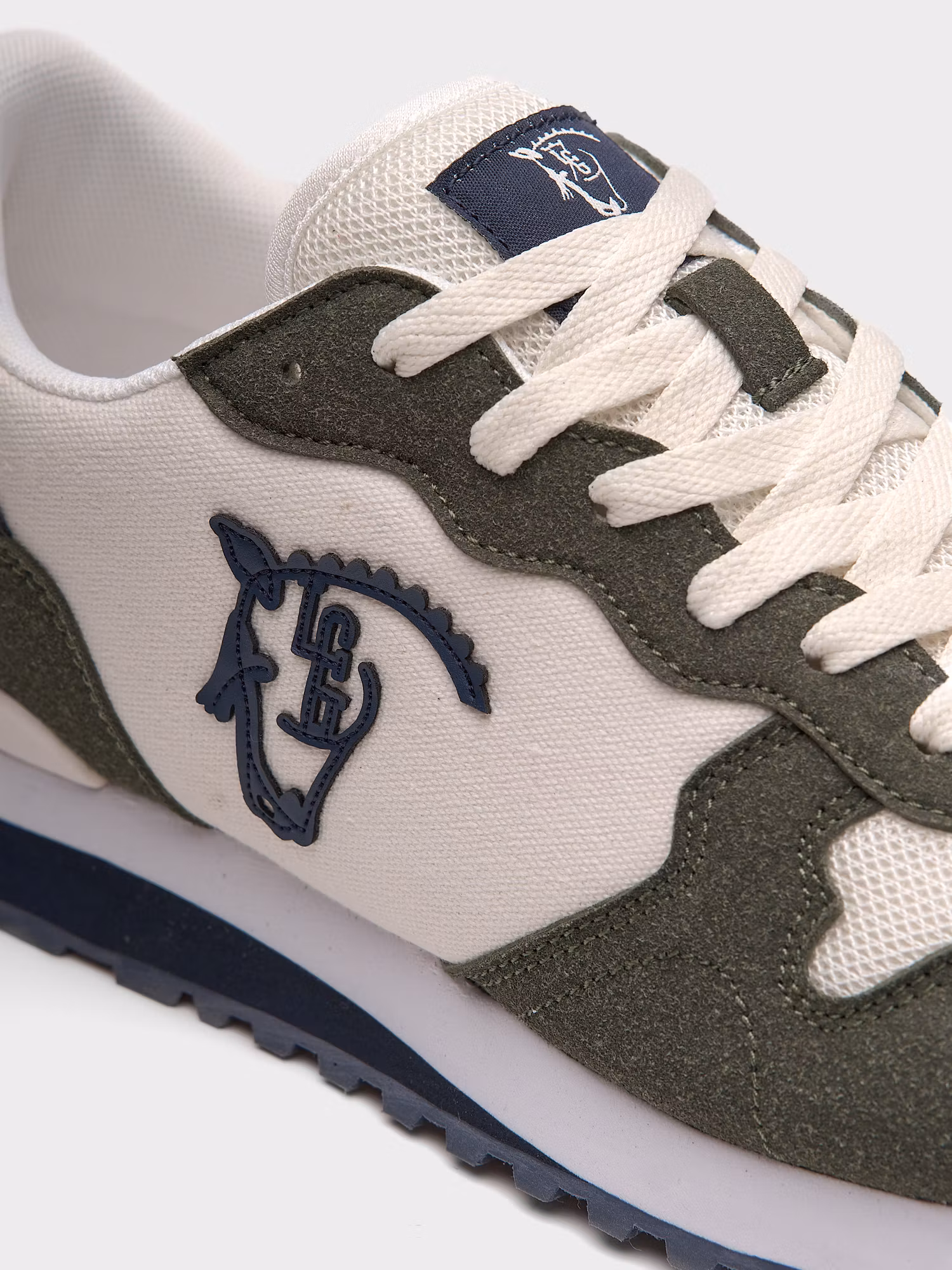 Masegal Sneakers | Crudo 