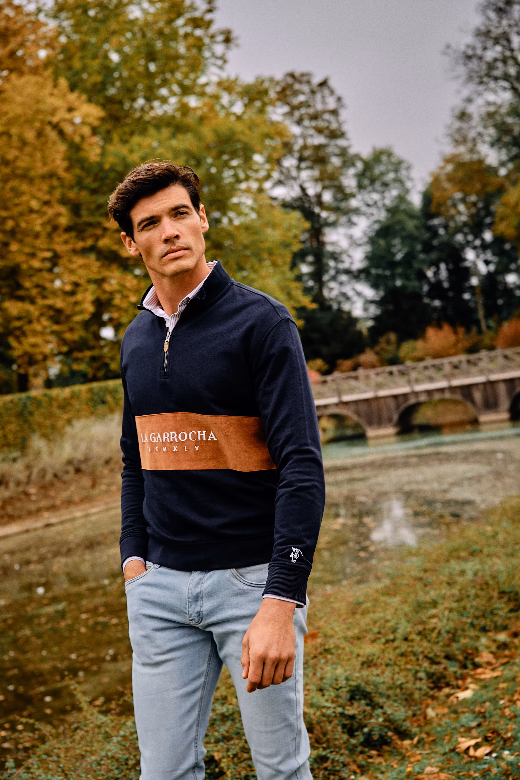 Half-Zip Corduroy Band Sweatshirt | Marino