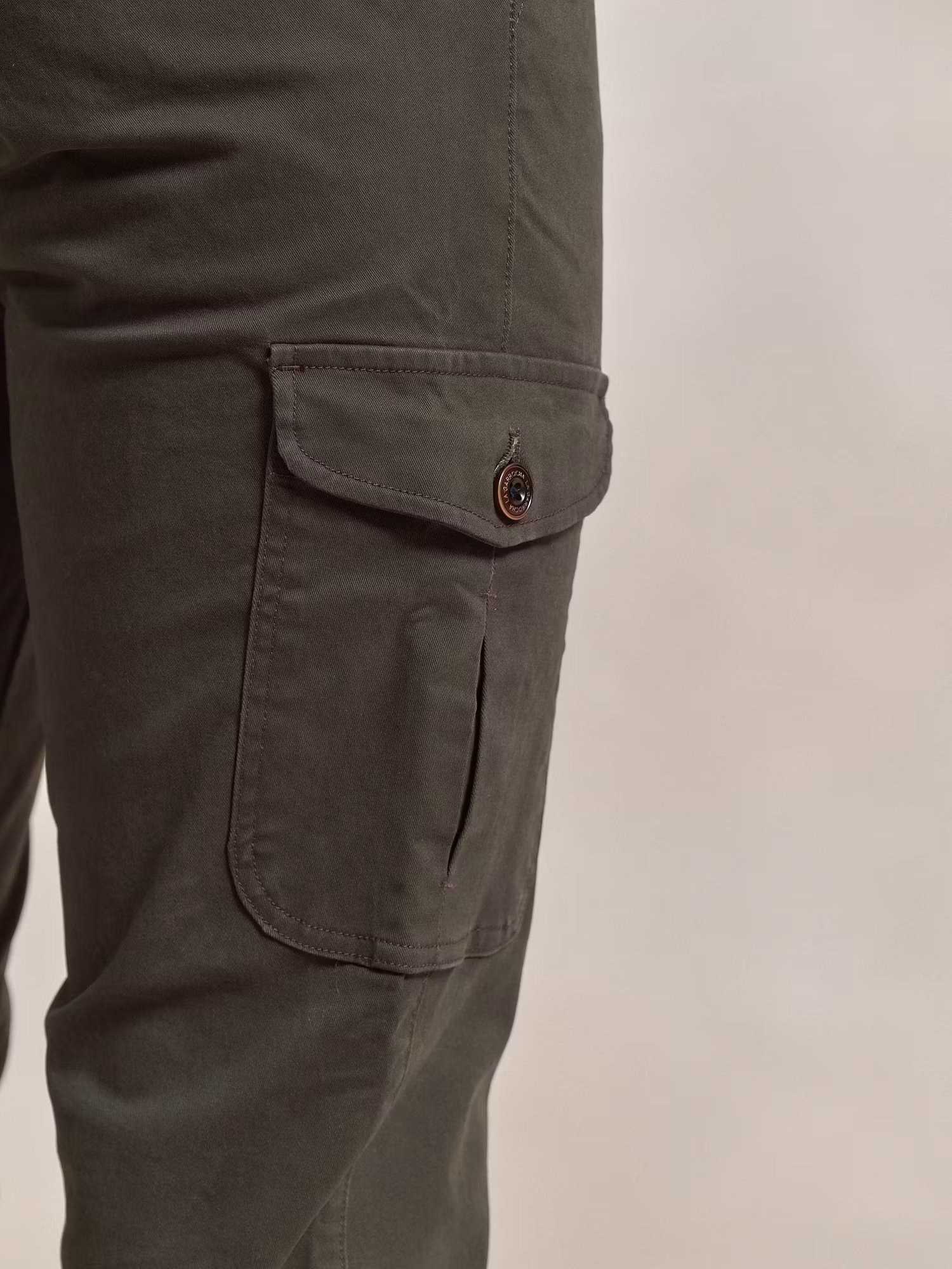 Cotton cargo trousers | Carbón