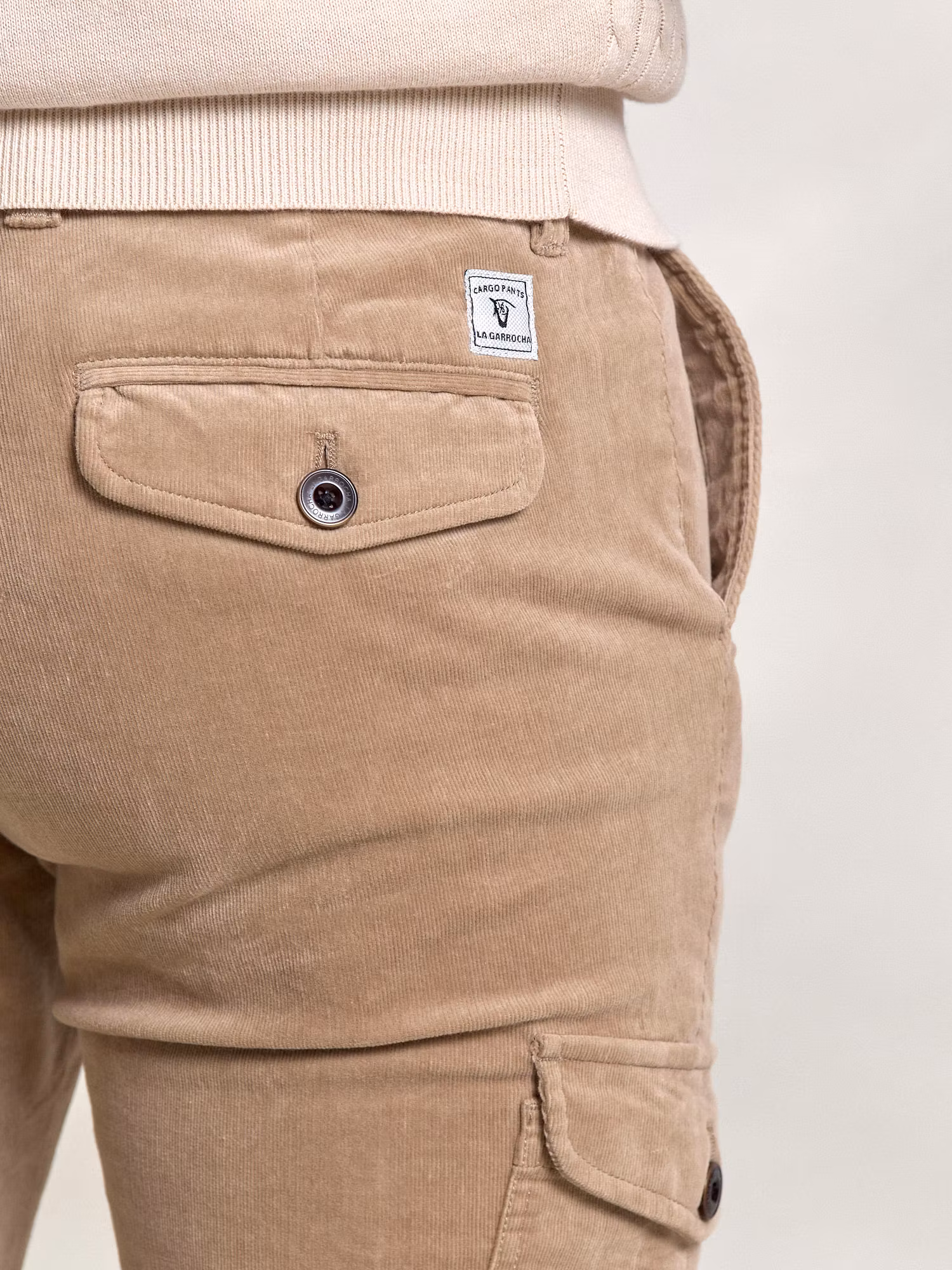 Cotton cargo trousers | Camel