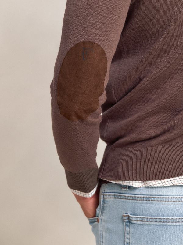 V-neck sweater with elbow patch | Carbón