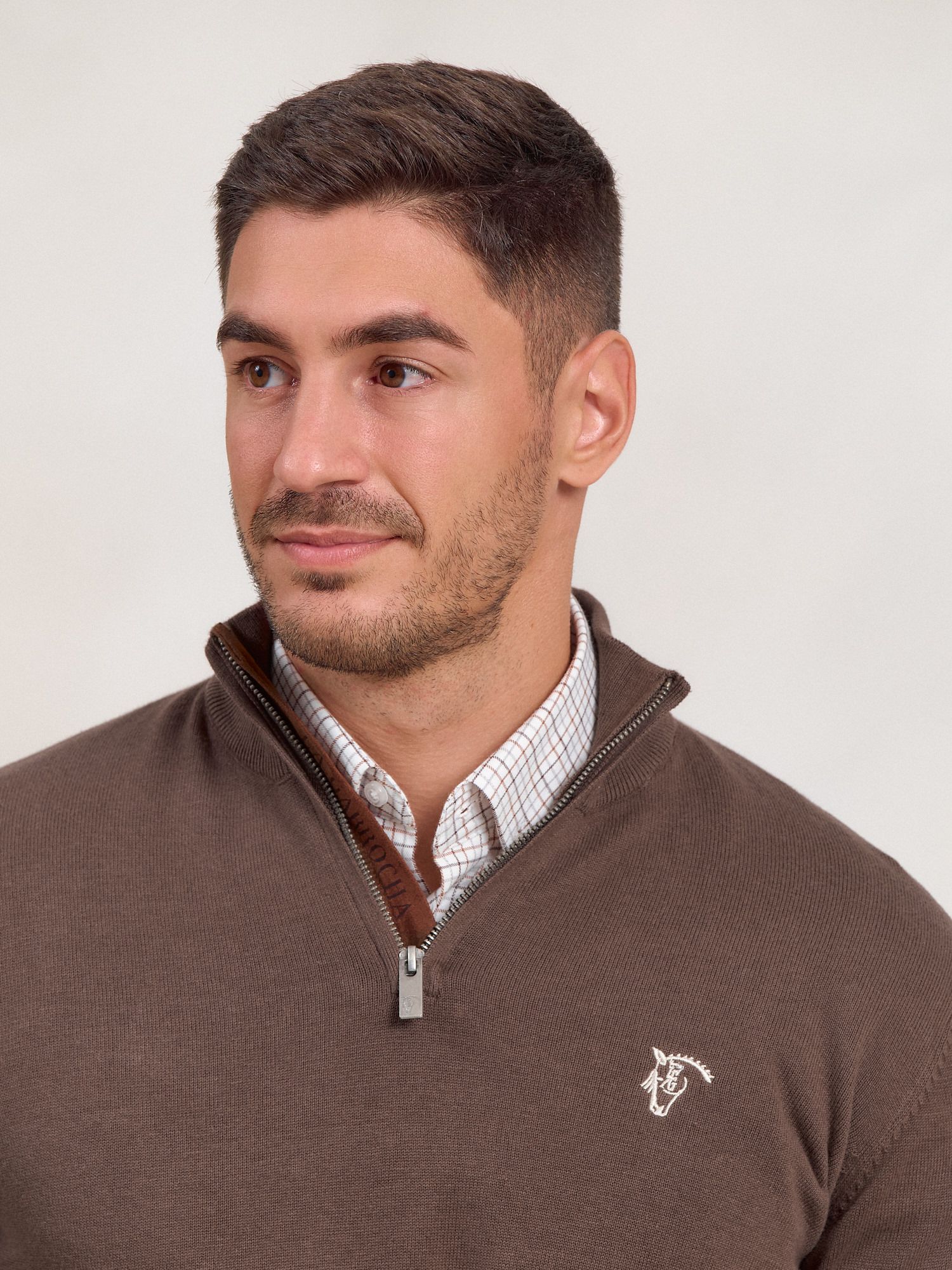 Brand Half-Zip Sweater | Carbón