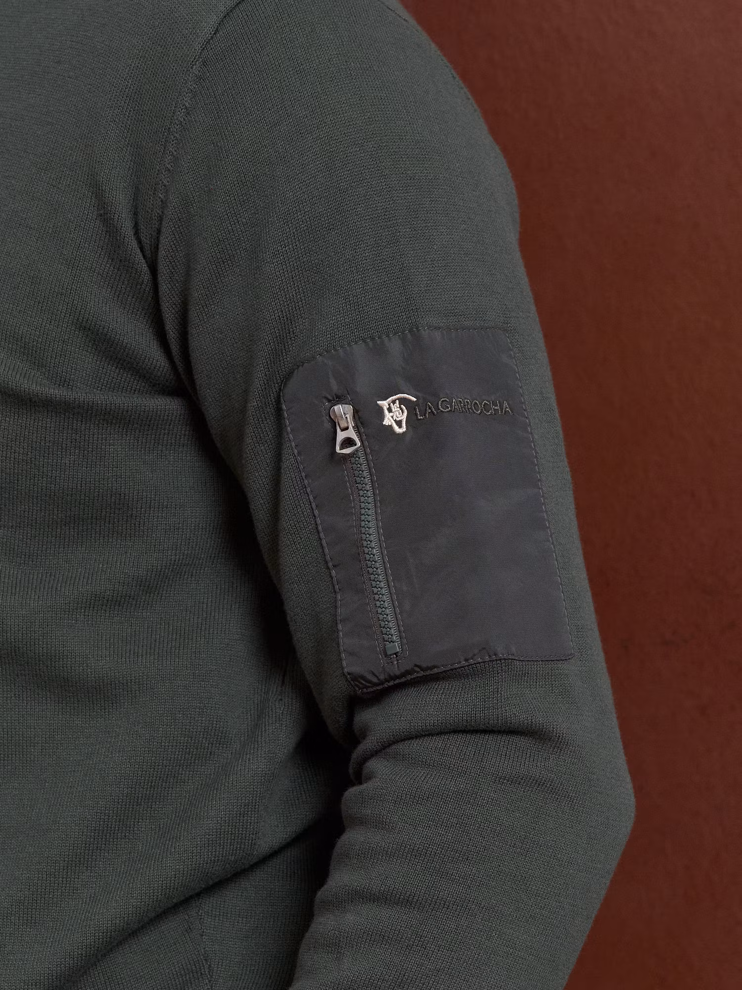 Pull à demi-fermeture éclair avec poche | Abeto