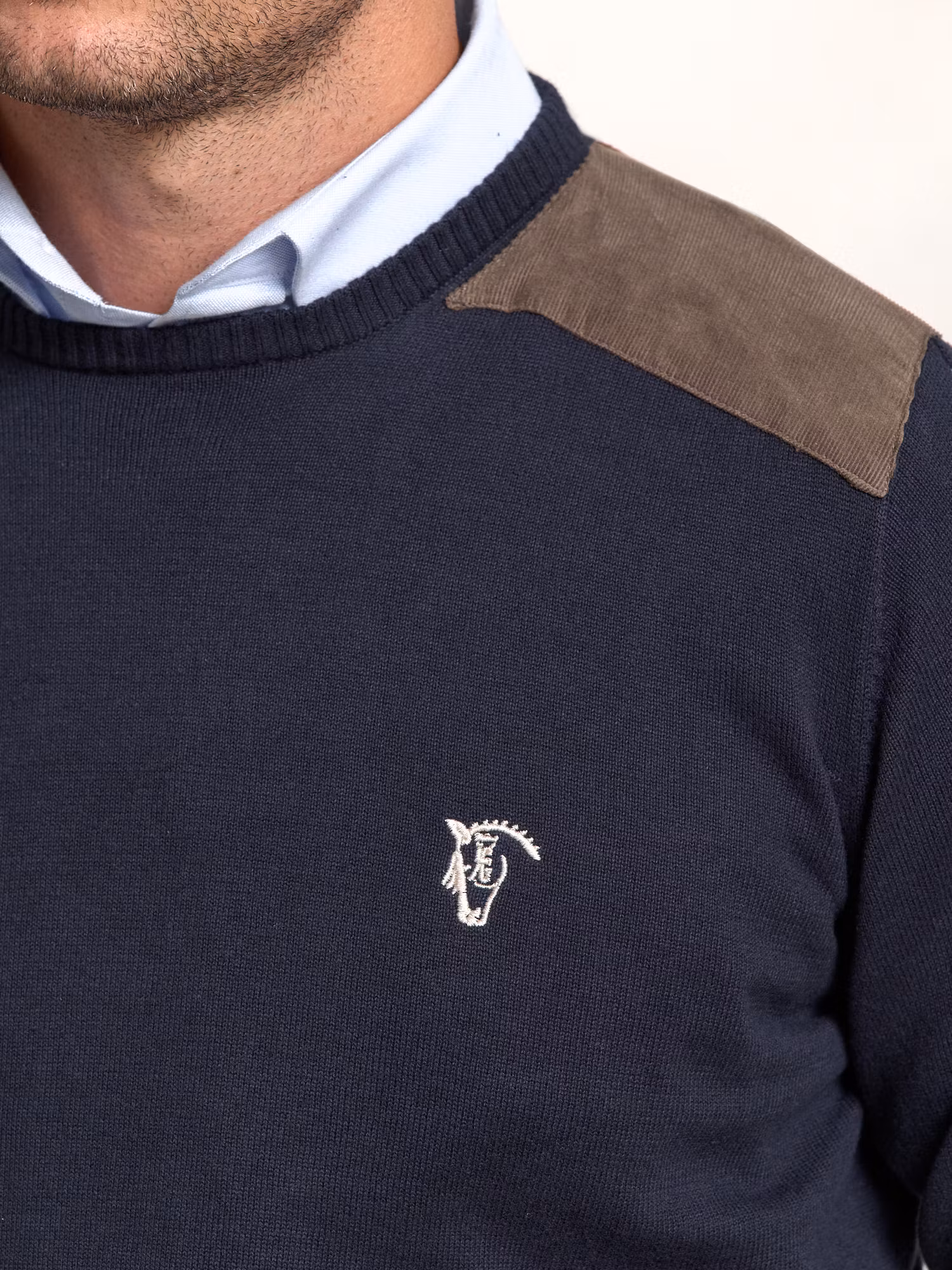 Pull-over col rond avec Détail en Velours Côtelé | Marino