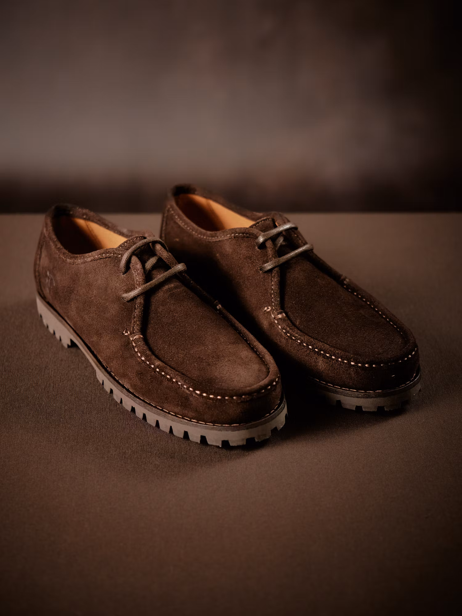 Lace-up shoe
