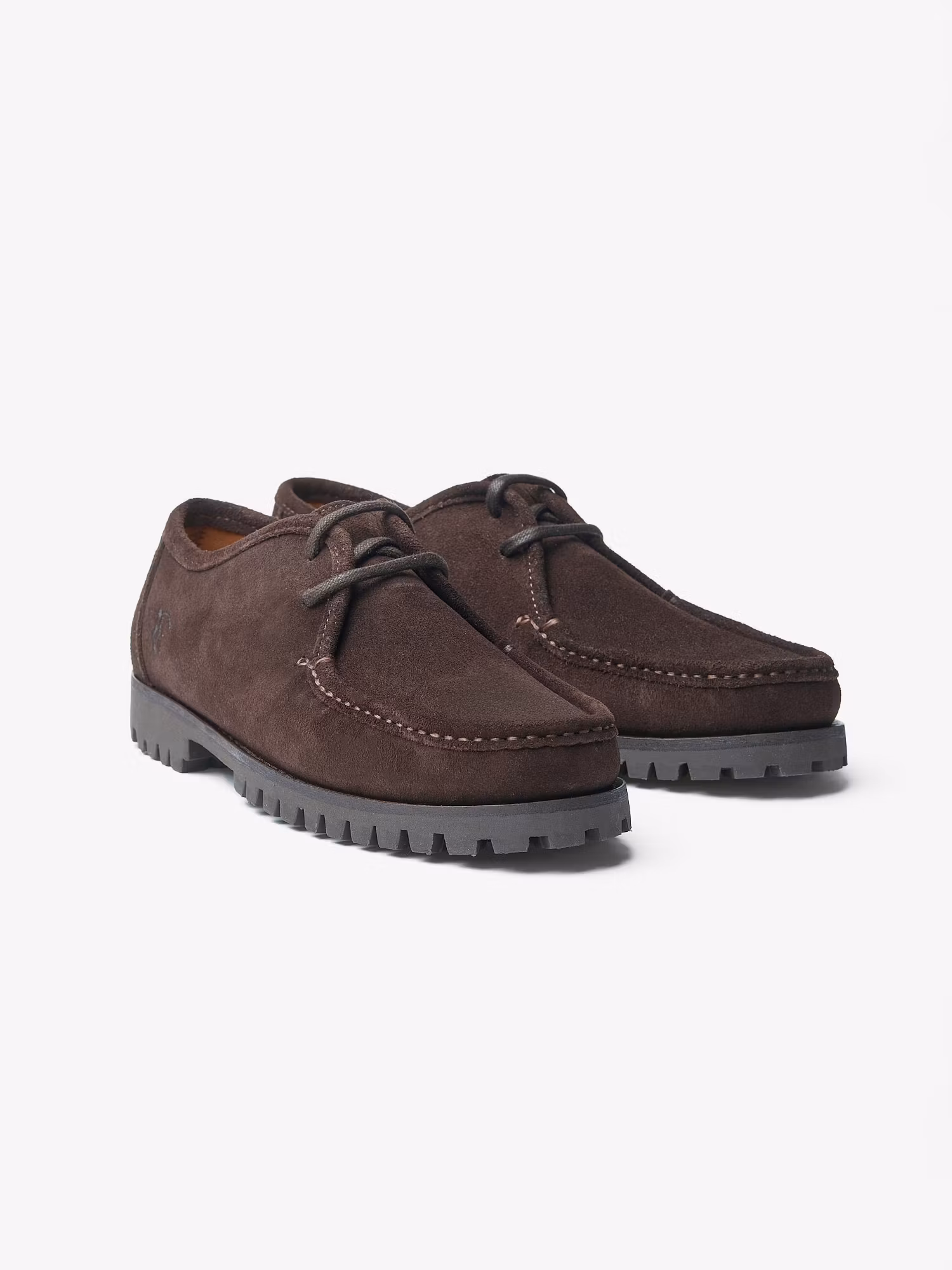 Lace-up shoe