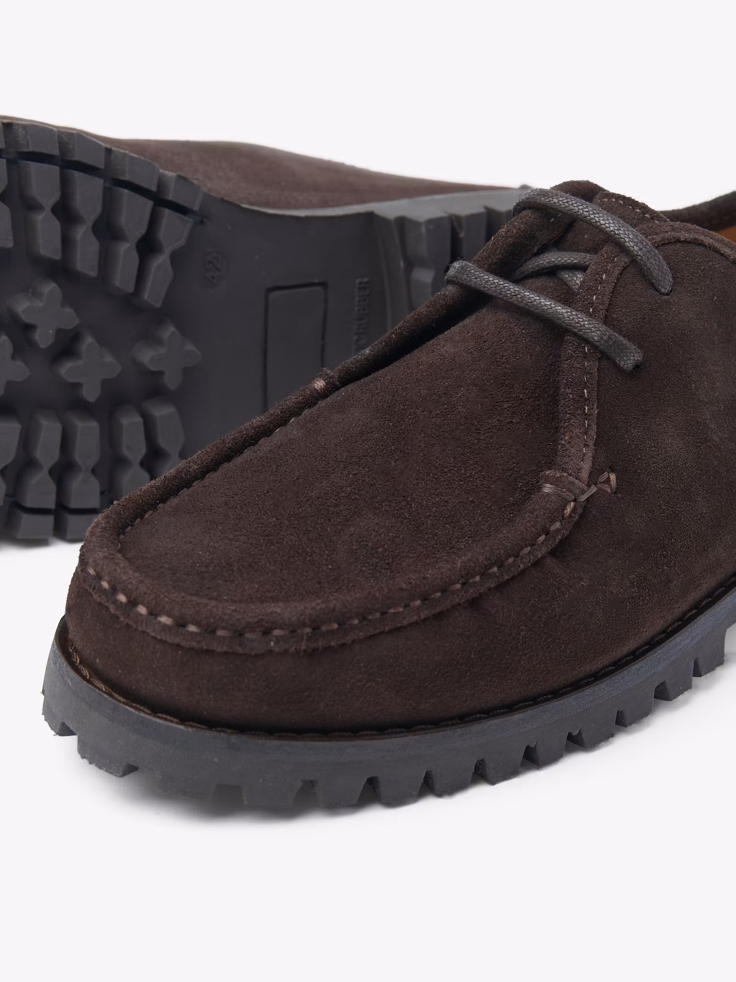 Lace-up shoe