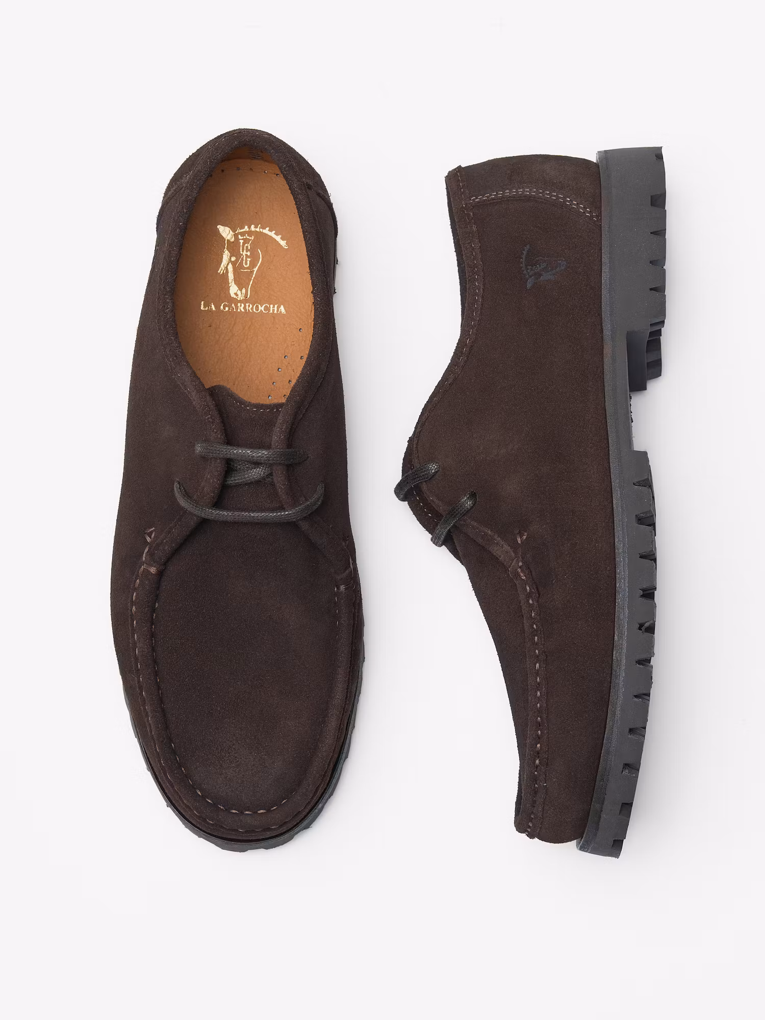 Lace-up shoe