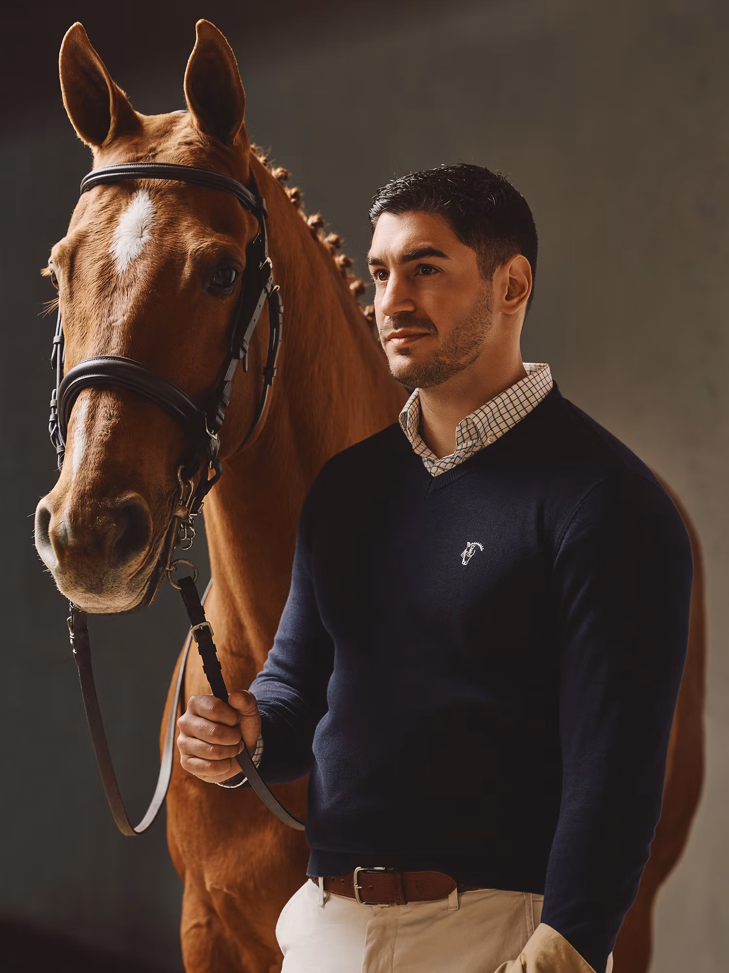 Suéter decote em V | Azul Marinho