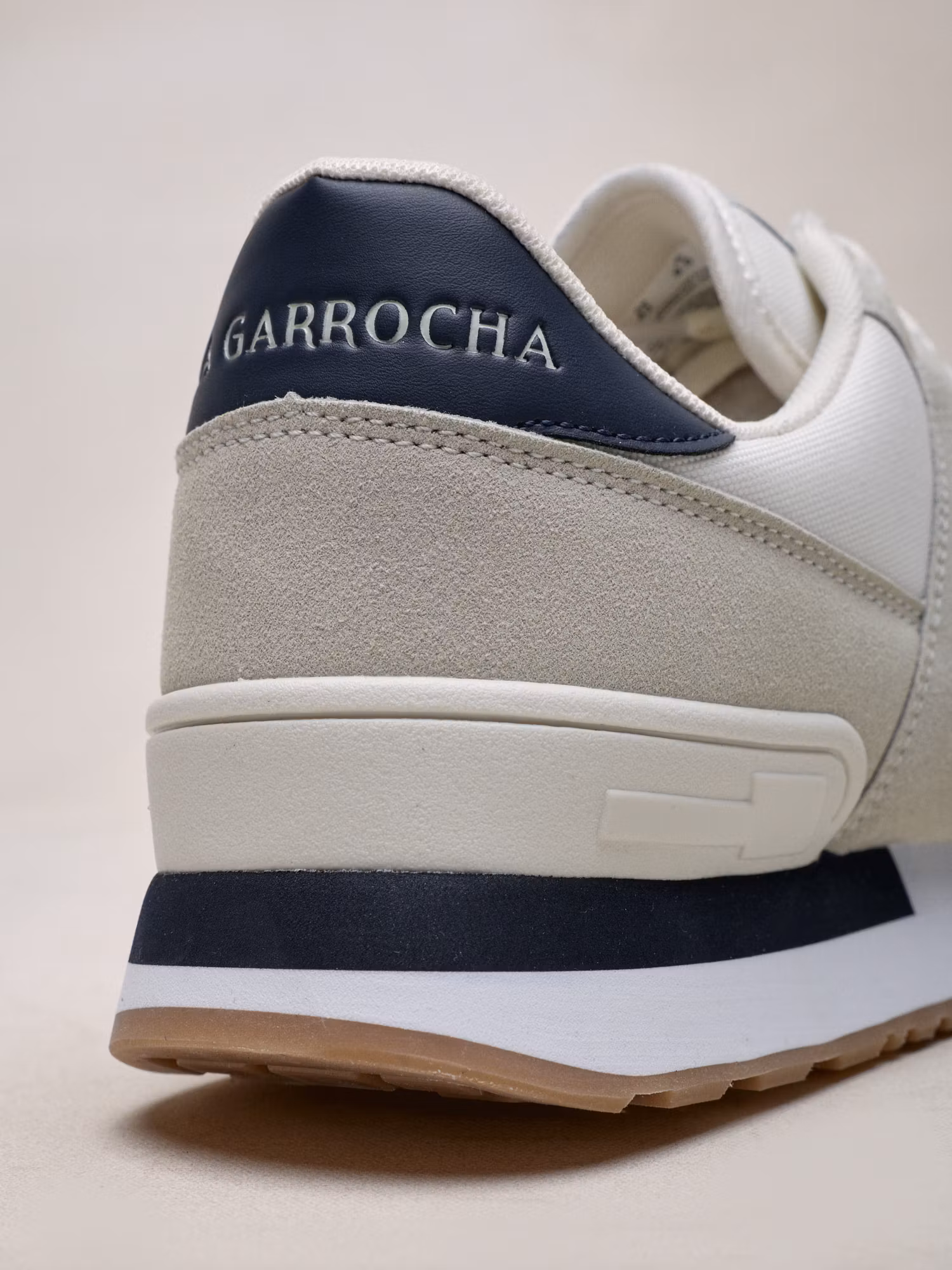 Gotan Sneakers | Ecru
