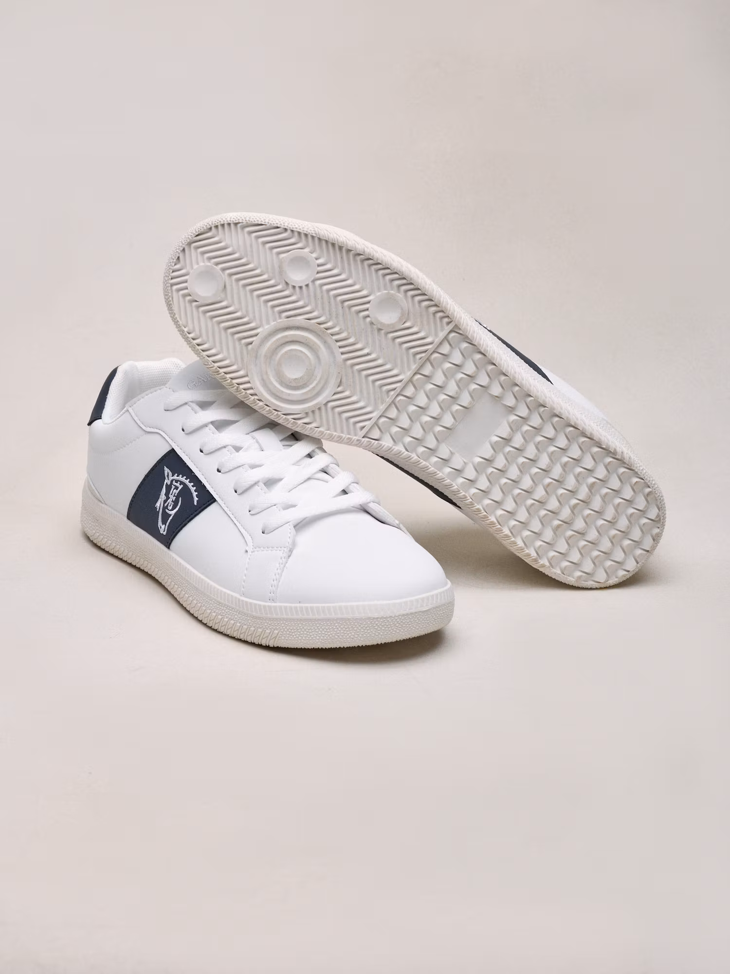 Classic Sneakers | Navy Blue