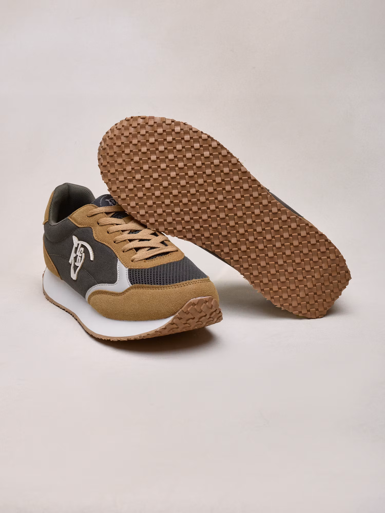 Heatwave Sneakers | Moss Green