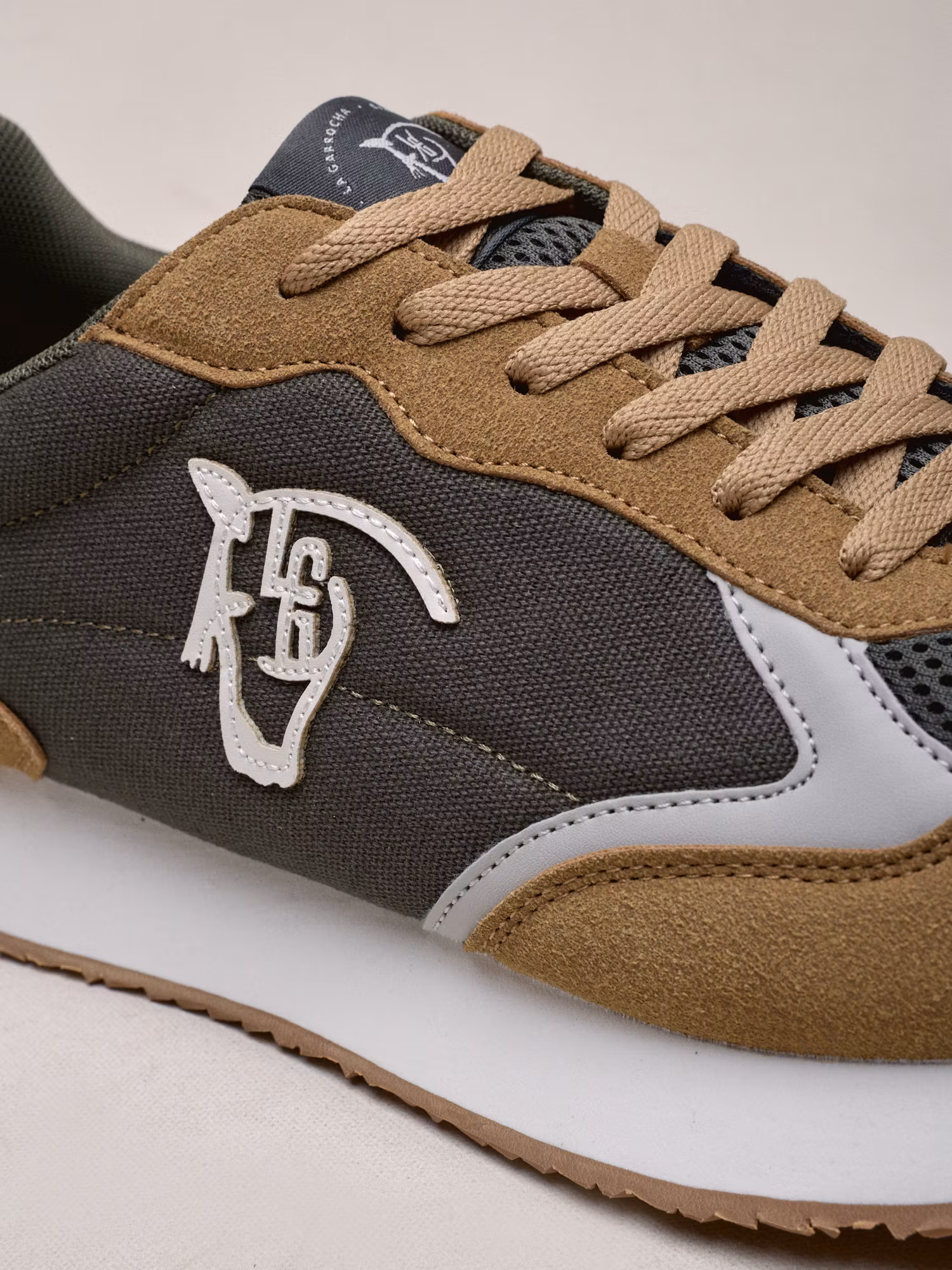Heatwave Sneakers | Moss Green