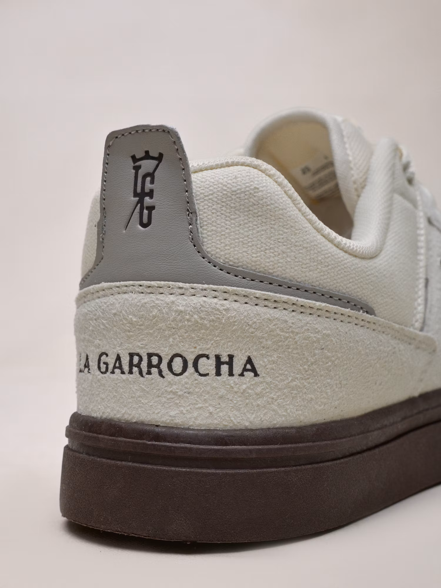 Nantes Sneakers | Ecru