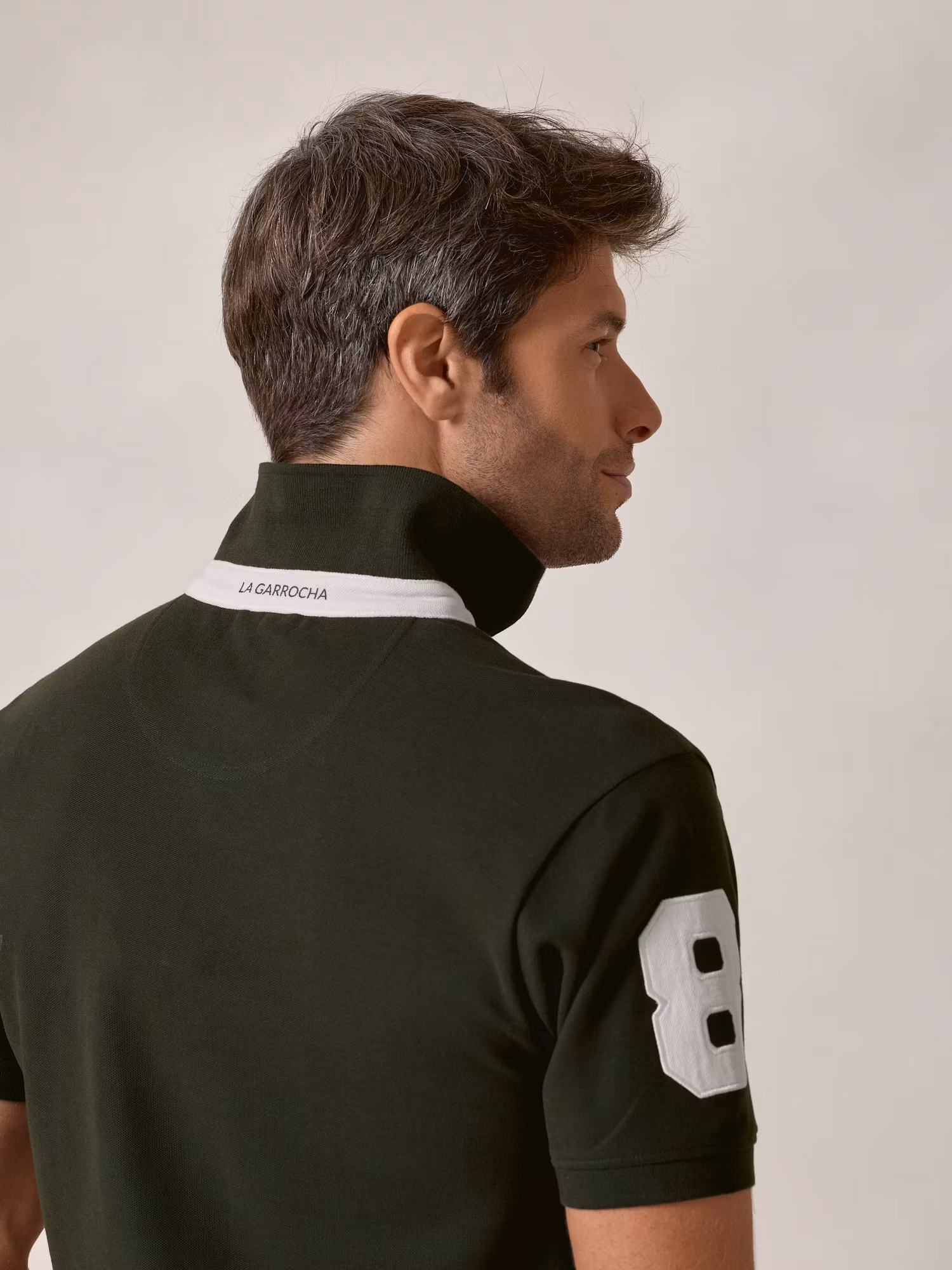 Polo Número | Verde Abeto