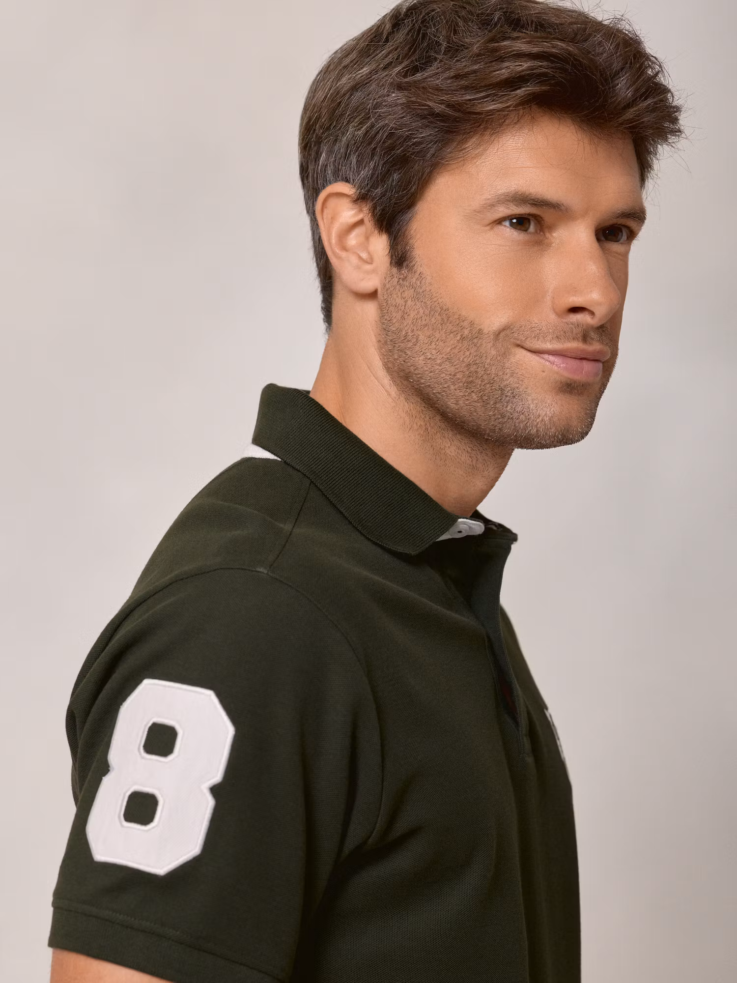 Polo Número | Verde Abeto