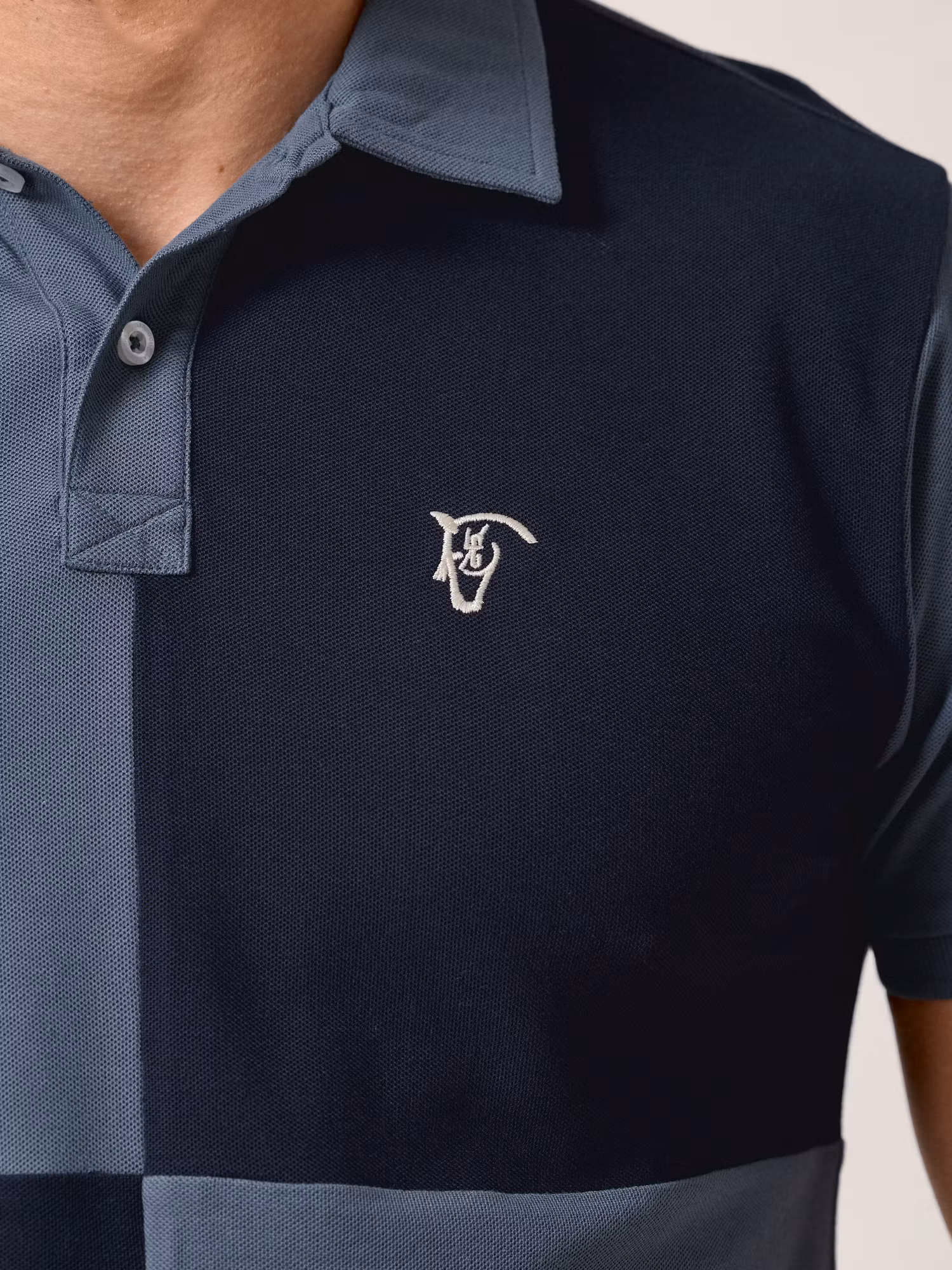 Polo Paneles | Cobalto 