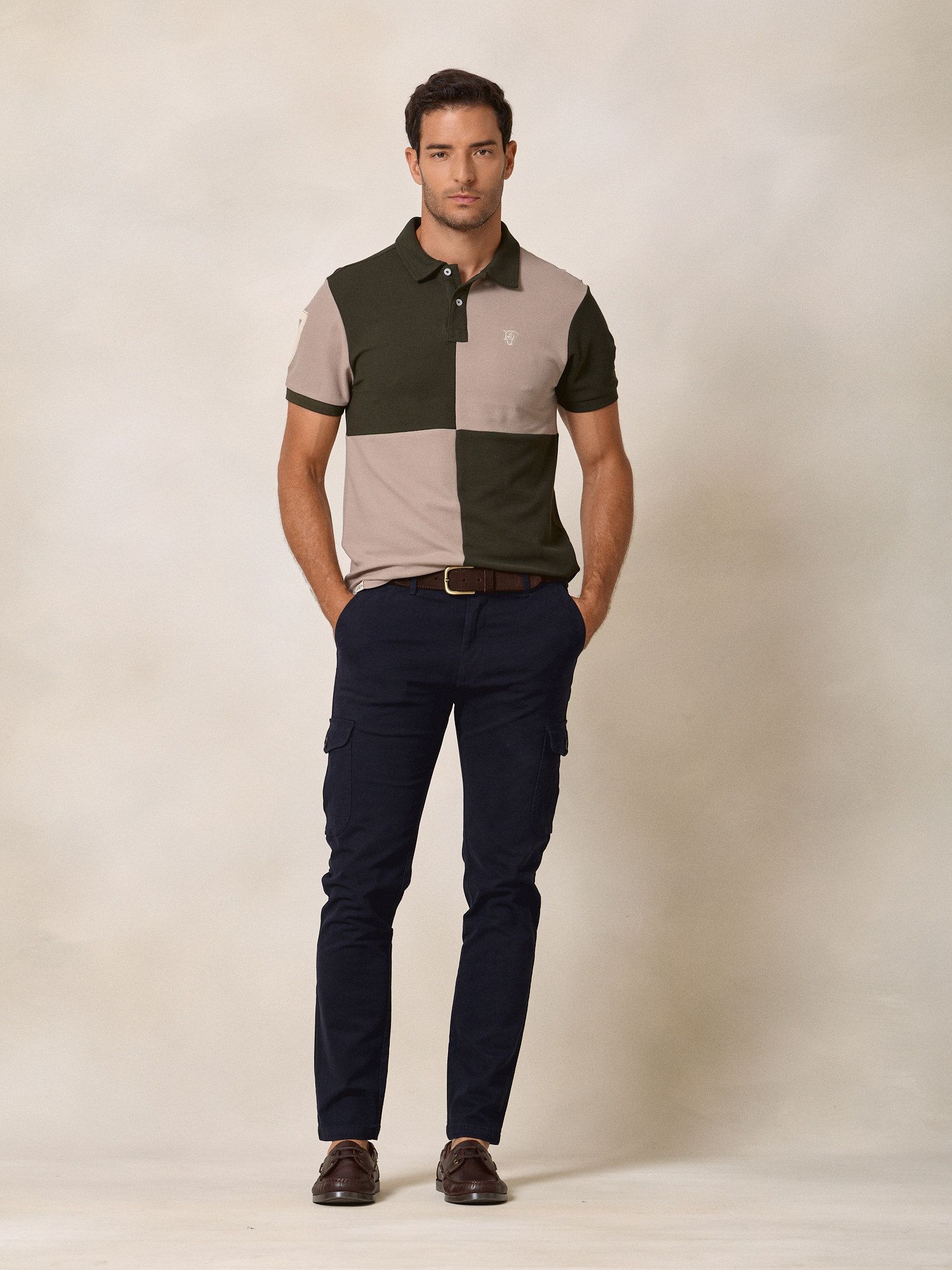 Polo Painéis | Verde Caça