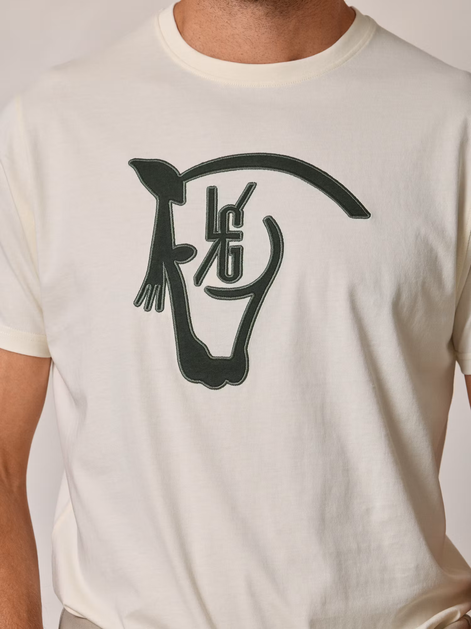 Camiseta Relincho | Crudo