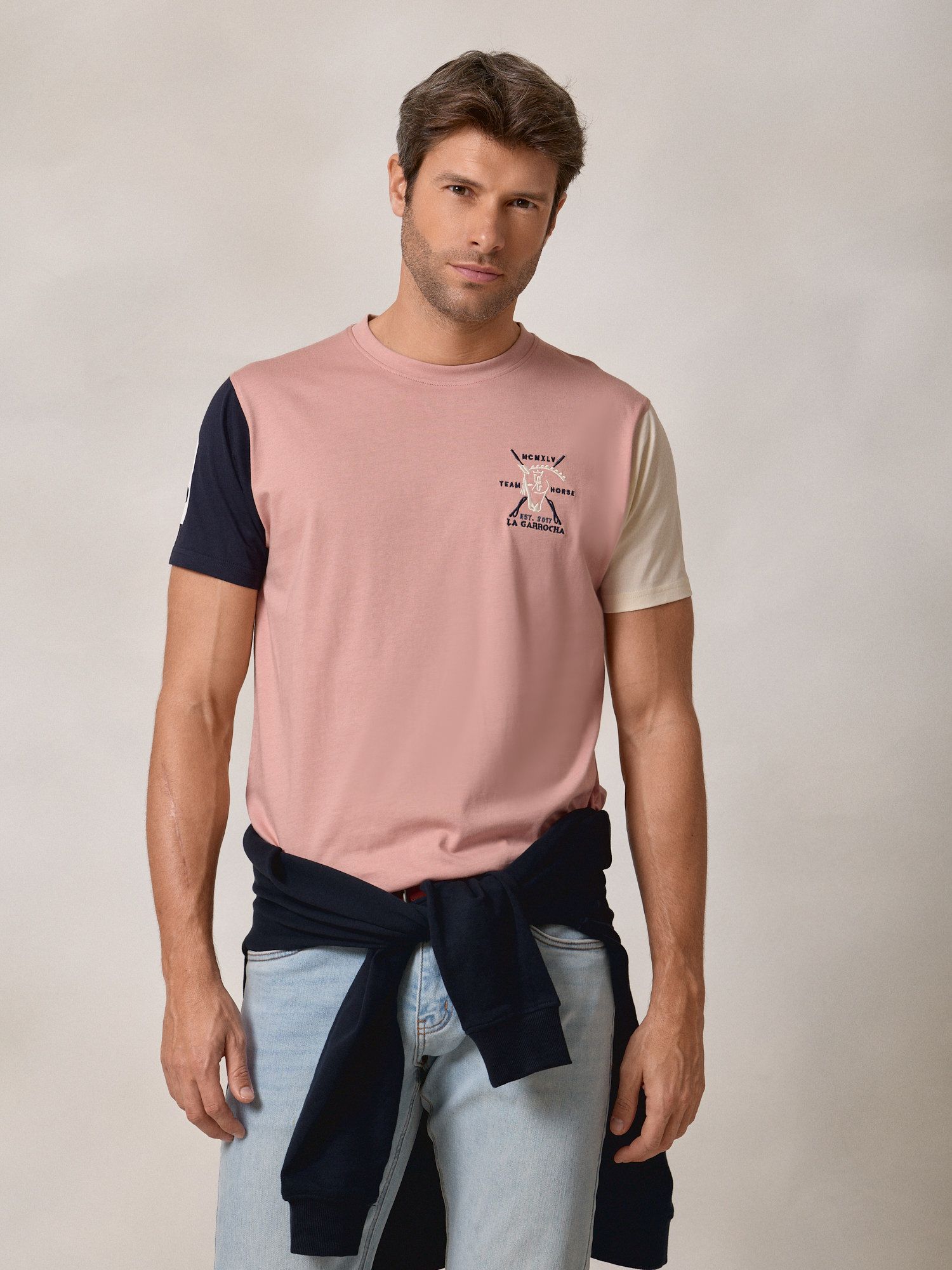 Camiseta com mangas contrastantes | Rosa
