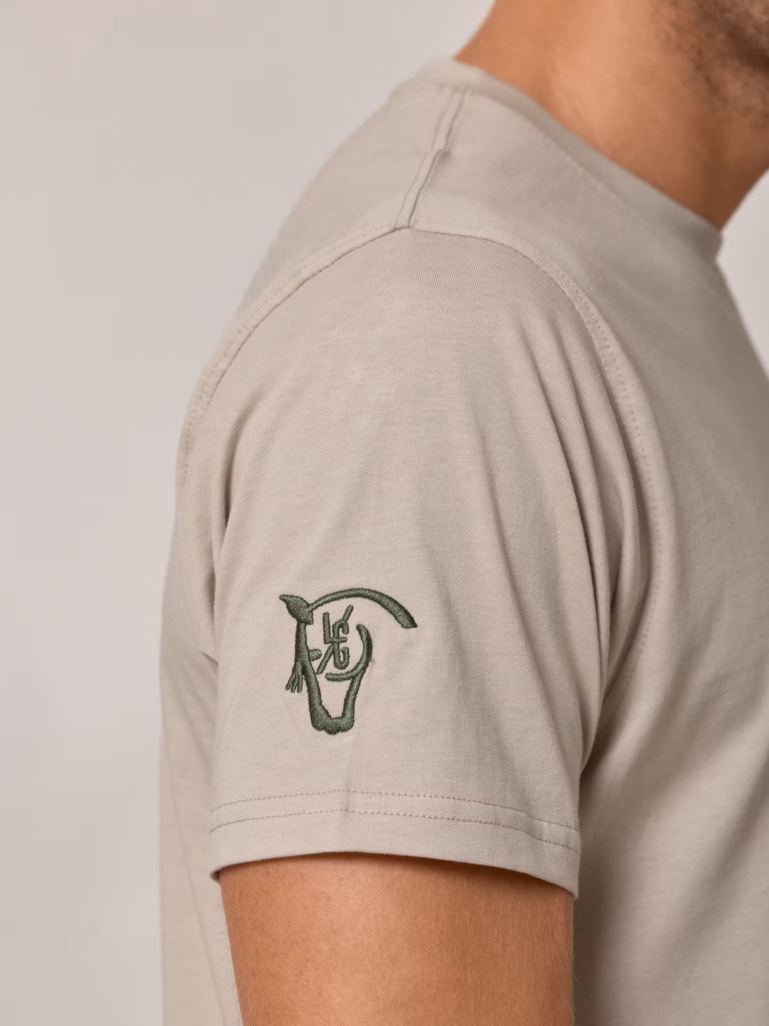 T-shirt Varsity | Quartzo