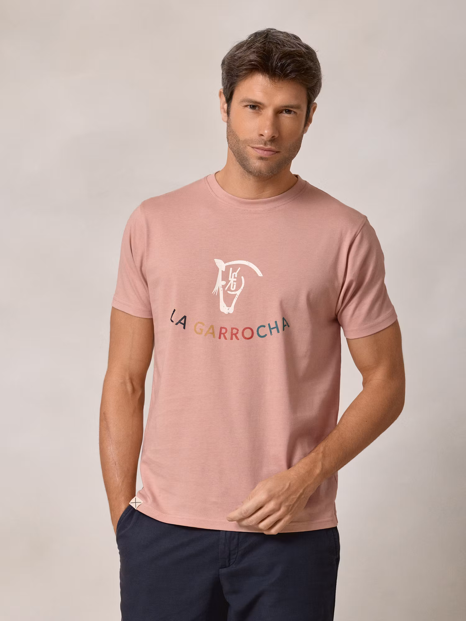 Camiseta com estampa desgastada | Rosa