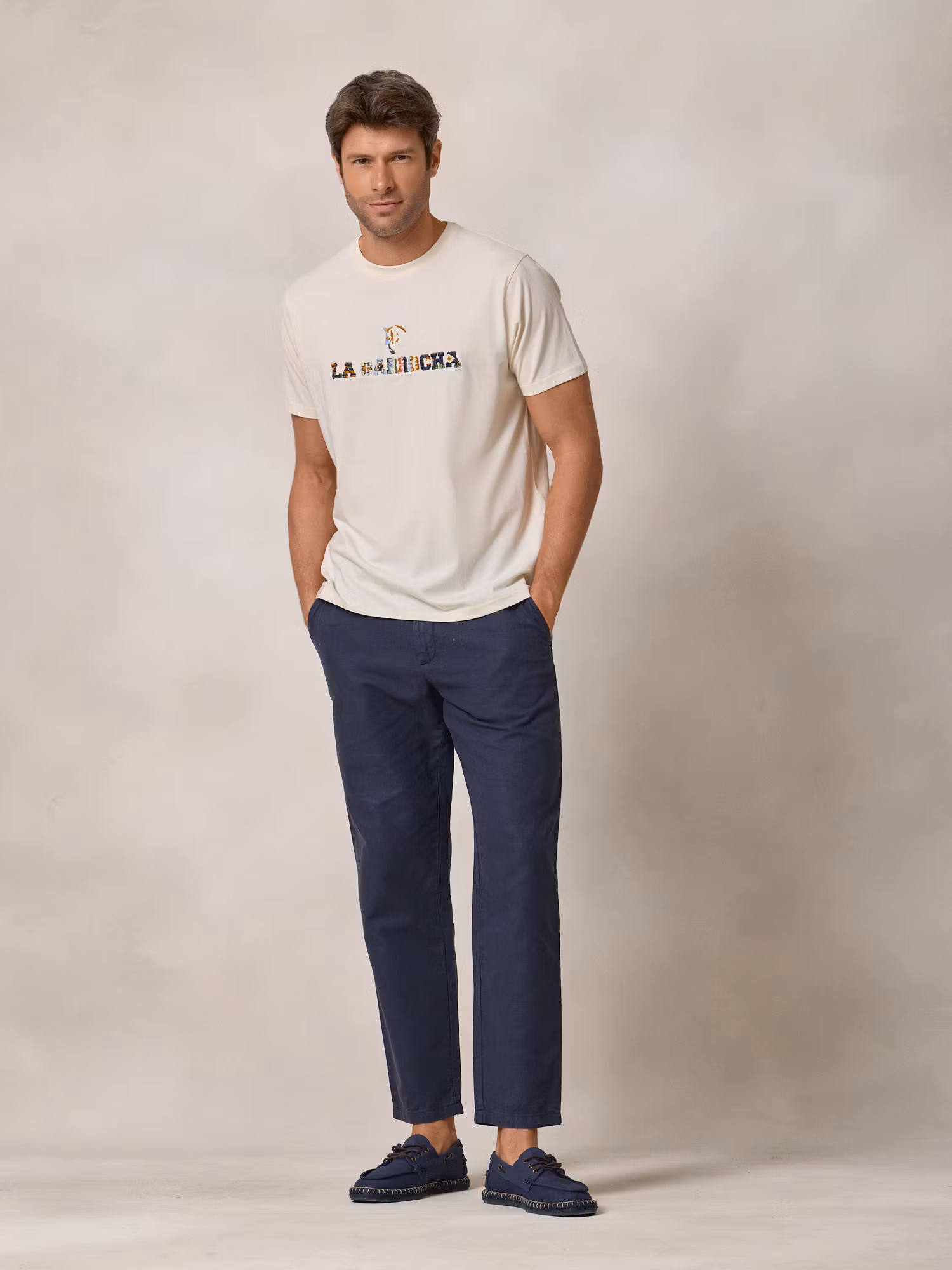 T-shirt Étnica com Aplique | Cru