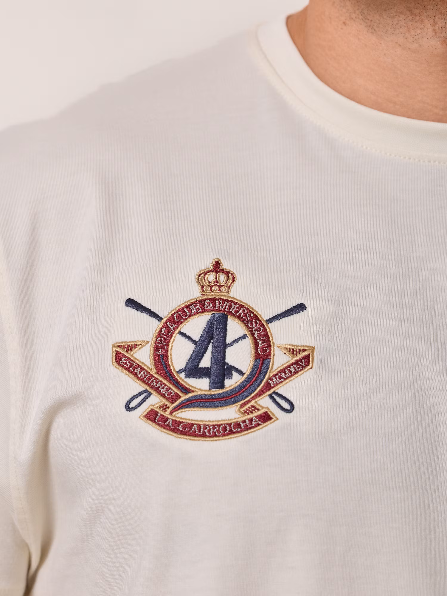 T-shirt Brasão Squad | Cru