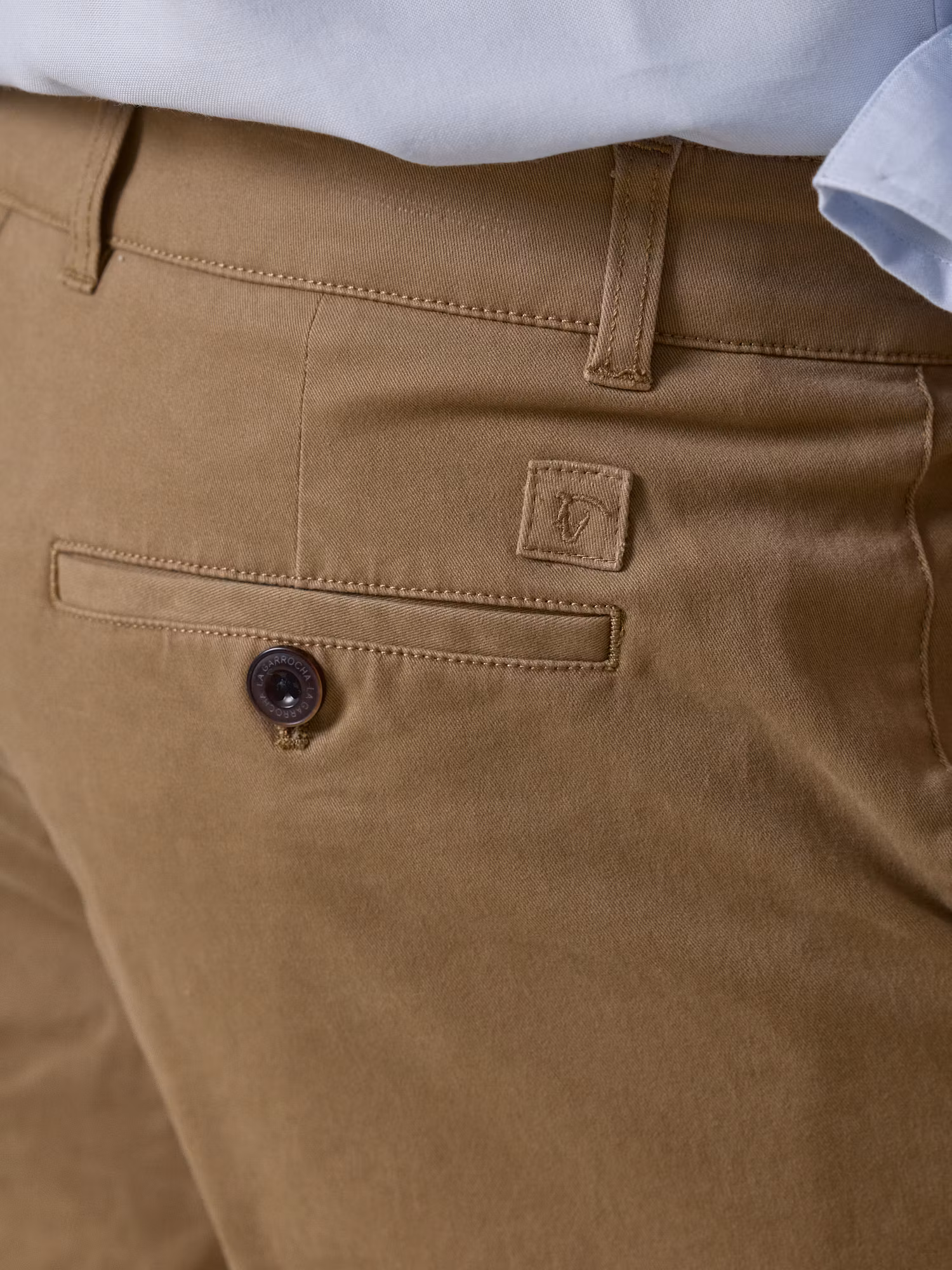 Bermuda Chino | Camel