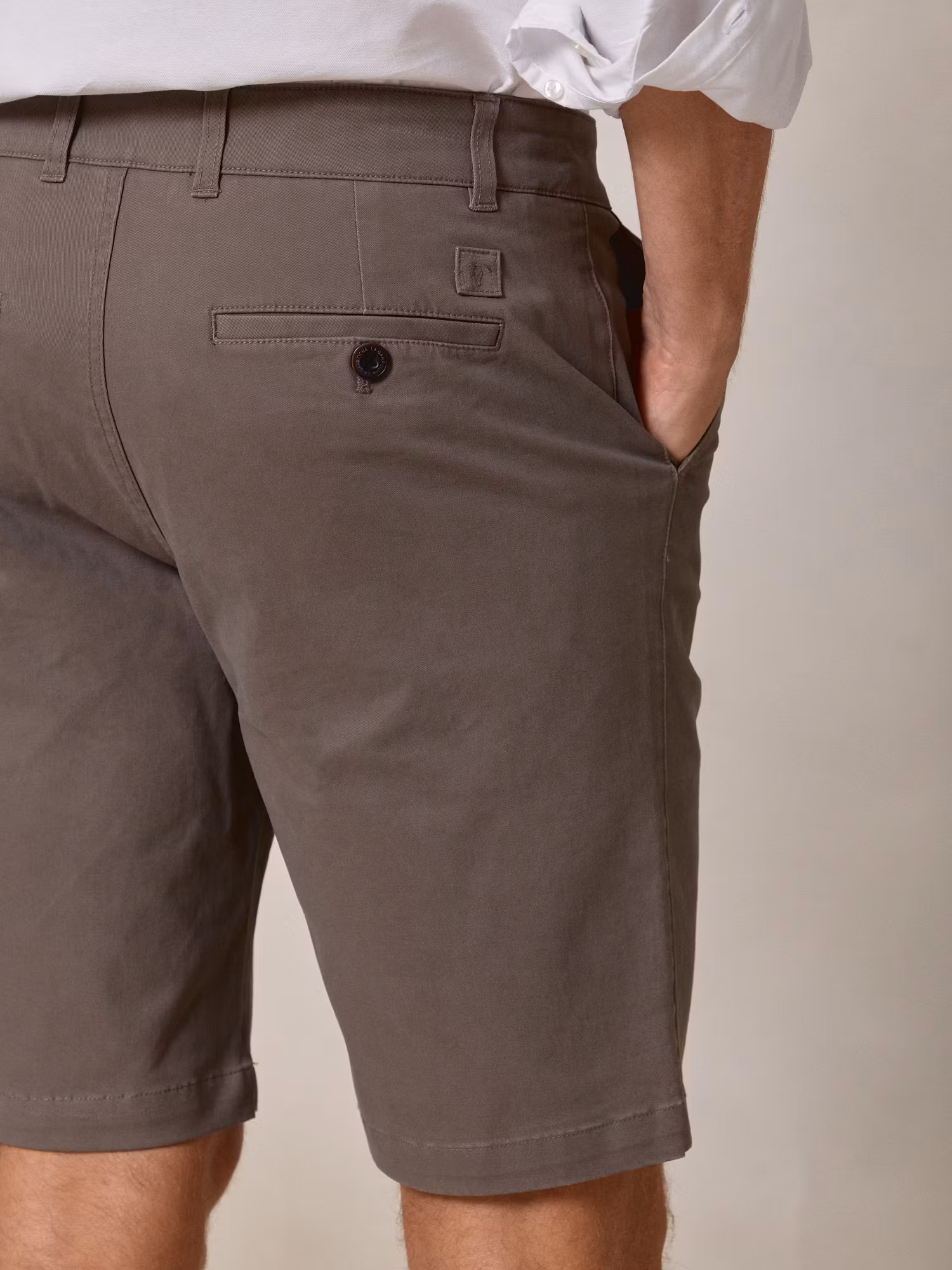 Bermuda Chino | Tostado