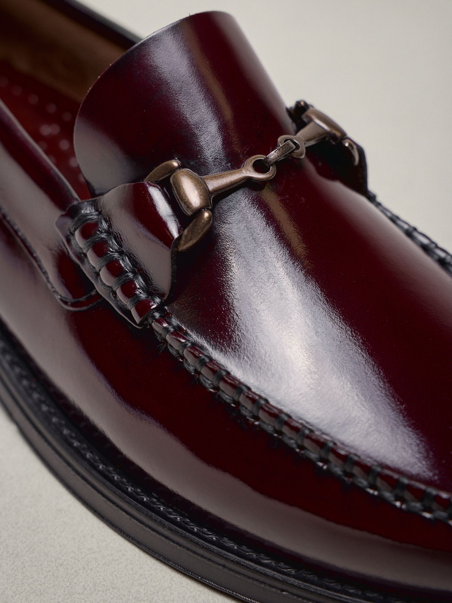 Mocassim penny com fivela | Bordô